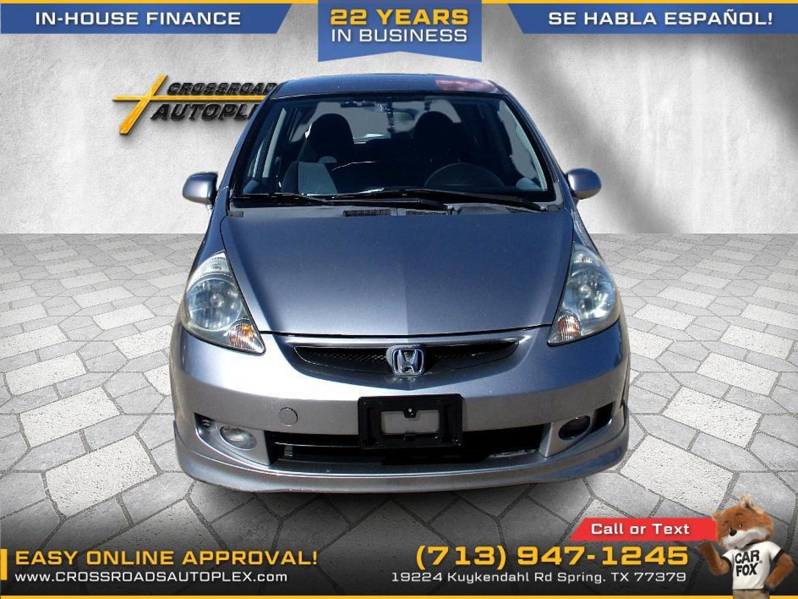 2008 SILVER /GRAY HONDA FIT Sport 5-Speed AT (JHMGD38648S) with an 1.5L L4 SOHC 16V engine, 5-SPEED AUTOMATIC transmission, located at 19224 Kuykendahl Rd, Spring, TX, 77379, (713) 947-1245, 30.049259, -95.491402 - Photo #7