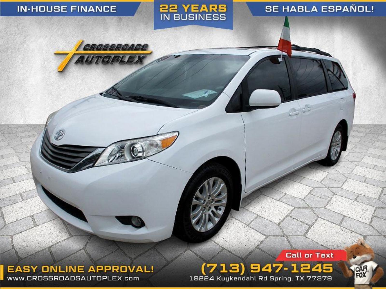 2013 WHITE /GRAY TOYOTA SIENNA XLE FWD 8-Passenger V6 (5TDYK3DCXDS) with an 3.5L V6 EFI DOHC 24V engine, 5-SPEED AUTOMATIC transmission, located at 19224 Kuykendahl Rd, Spring, TX, 77379, (713) 947-1245, 30.049259, -95.491402 - NEW ARRIVAL ********* 2013 TOYOTA SIENNA VAN*************WONT BE HERE LONG 2013 TOYOTA SIENNA VAN, THIS JUST HIT THE LOT AND WONT BE HERE LONG!! IF YOUR IN THE MARKET FOR A RELIABLE GAS EFFICIENT VAN THIS IS ONE DONT LOOK ANY FURTHER. THIS VEHICLE COMES EQUIPPED WITH FRONT AND PASSANGER AIRBAGS. - Photo #1