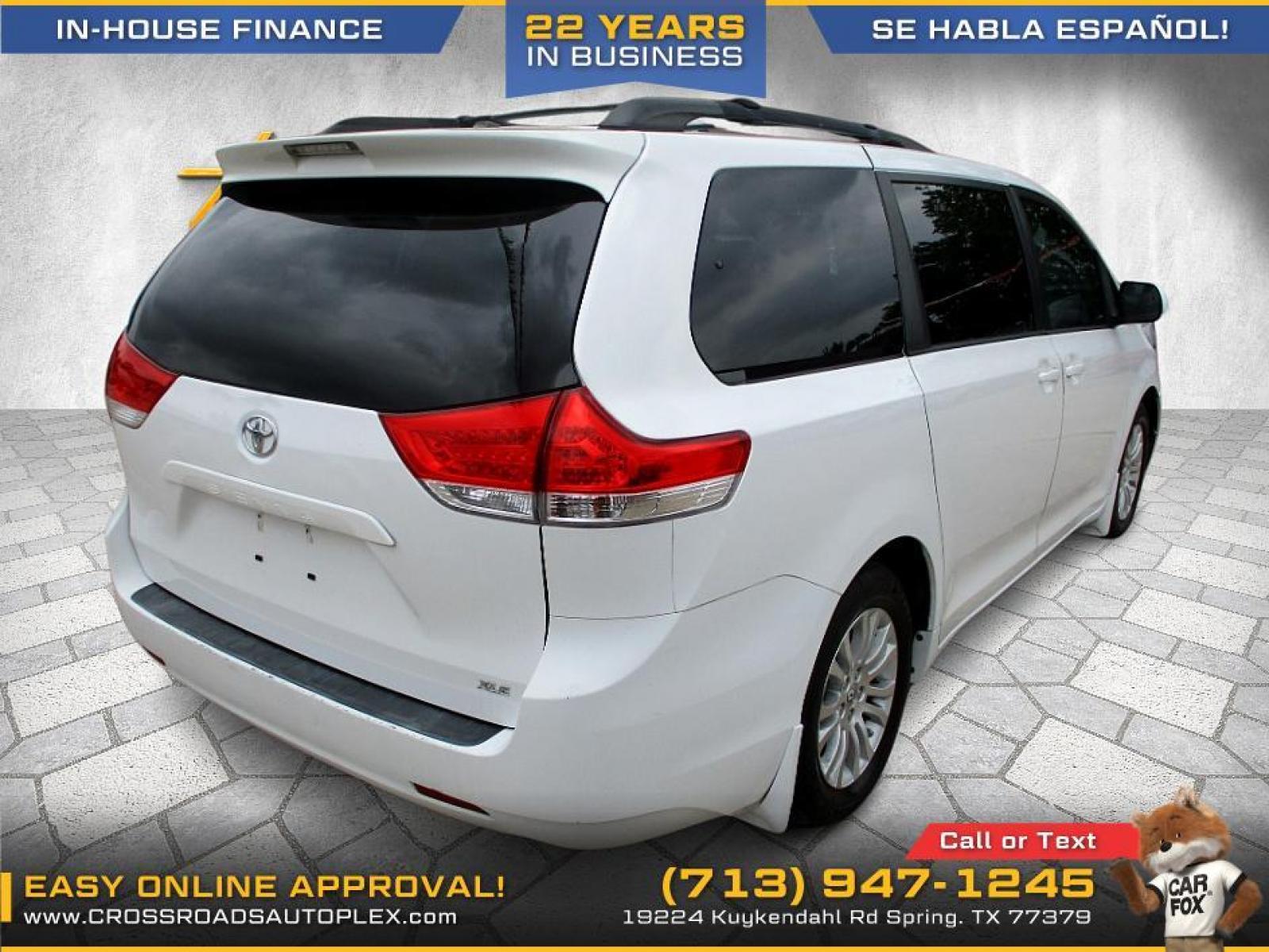 2013 WHITE /GRAY TOYOTA SIENNA XLE FWD 8-Passenger V6 (5TDYK3DCXDS) with an 3.5L V6 EFI DOHC 24V engine, 5-SPEED AUTOMATIC transmission, located at 19224 Kuykendahl Rd, Spring, TX, 77379, (713) 947-1245, 30.049259, -95.491402 - NEW ARRIVAL ********* 2013 TOYOTA SIENNA VAN*************WONT BE HERE LONG 2013 TOYOTA SIENNA VAN, THIS JUST HIT THE LOT AND WONT BE HERE LONG!! IF YOUR IN THE MARKET FOR A RELIABLE GAS EFFICIENT VAN THIS IS ONE DONT LOOK ANY FURTHER. THIS VEHICLE COMES EQUIPPED WITH FRONT AND PASSANGER AIRBAGS. - Photo #3