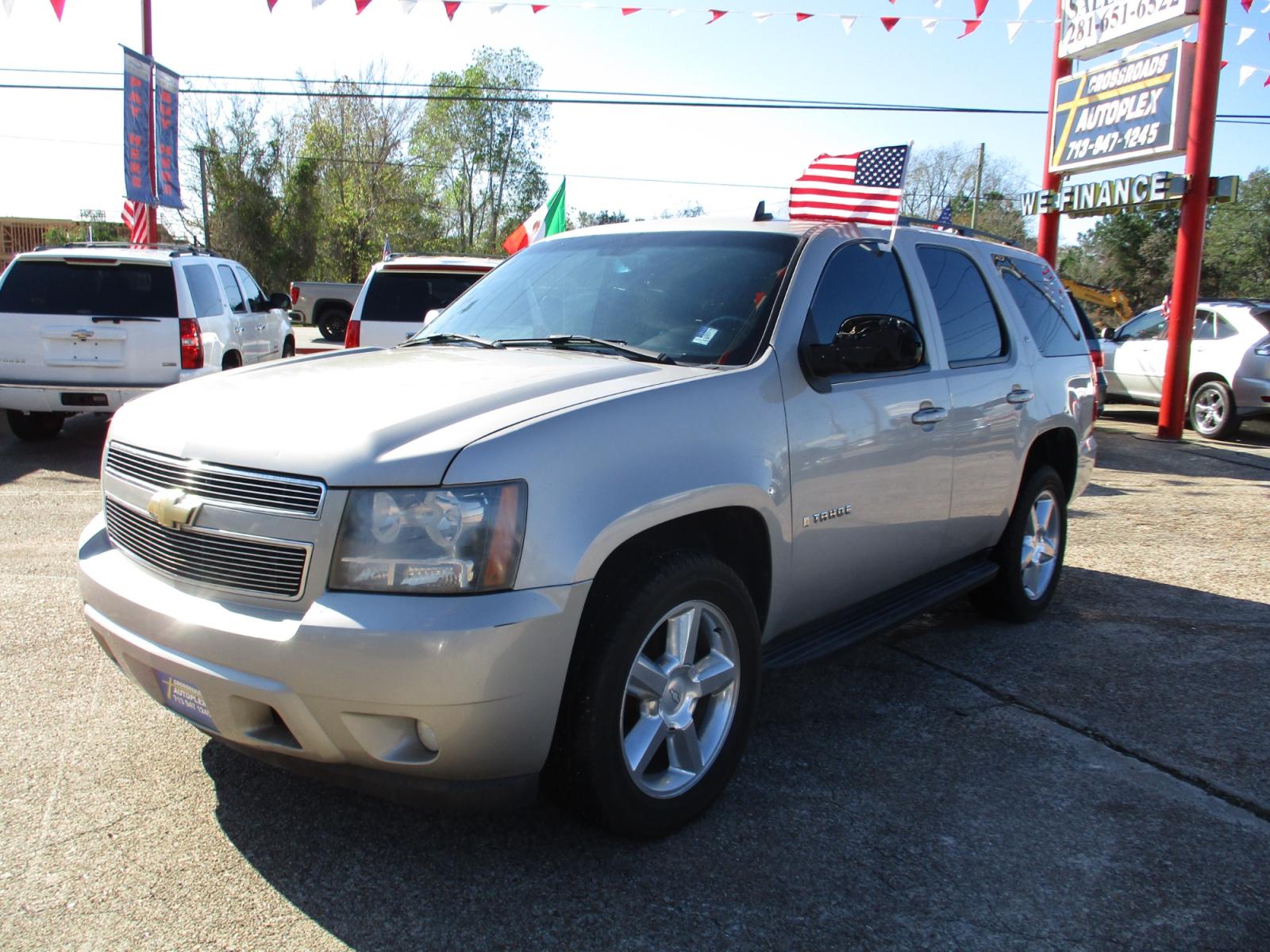 2007 BEIGE CHEVROLET TAHOE LTZ 2WD (1GNFC13J37R) with an 5.3L V8 OHV 16V engine, 4-SPEED AUTOMATIC transmission, located at 19224 Kuykendahl Rd, Spring, TX, 77379, (713) 947-1245, 30.049259, -95.491402 - LOOK!! NEW ARRIVAL CHEVROLET TAHOE, THIS TAHOE HAS GONE THROUGH LEGACY TRUCKS AND CARS MULTI-POINT INSPECTION AND READY FOR DELIVERY. THIS VEHICLE IS EQUIPPED WITH 3RD SEATING FOR THE WHOLE FAMILY. POWER WINDOWS AND LOCKS, TILT, GREAT SOUND SYSTEM, LEATHER INTERIOR. MOTOR AND TRANSMISSION RUNS GREAT - Photo #6