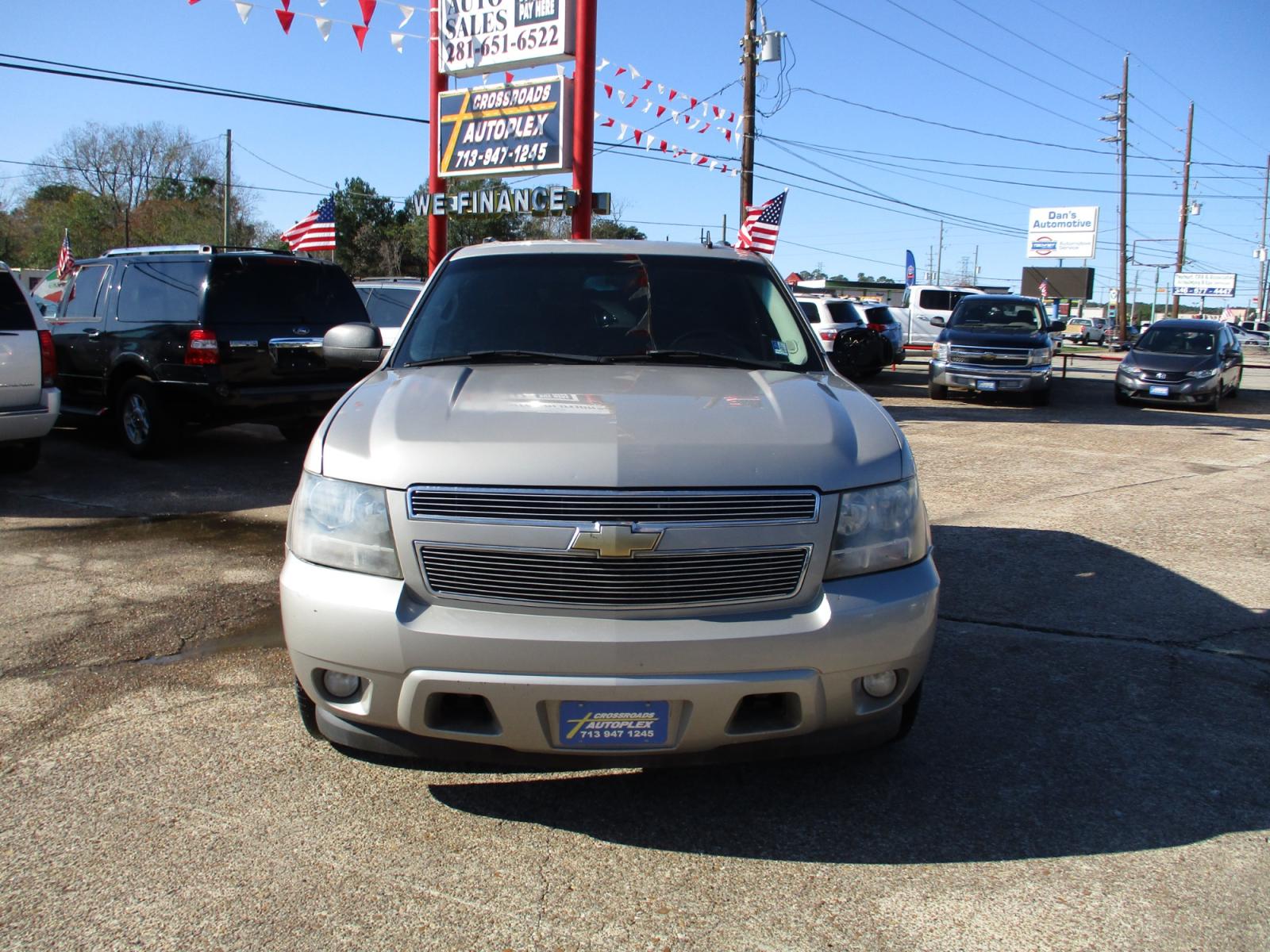 2007 BEIGE CHEVROLET TAHOE LTZ 2WD (1GNFC13J37R) with an 5.3L V8 OHV 16V engine, 4-SPEED AUTOMATIC transmission, located at 19224 Kuykendahl Rd, Spring, TX, 77379, (713) 947-1245, 30.049259, -95.491402 - LOOK!! NEW ARRIVAL CHEVROLET TAHOE, THIS TAHOE HAS GONE THROUGH LEGACY TRUCKS AND CARS MULTI-POINT INSPECTION AND READY FOR DELIVERY. THIS VEHICLE IS EQUIPPED WITH 3RD SEATING FOR THE WHOLE FAMILY. POWER WINDOWS AND LOCKS, TILT, GREAT SOUND SYSTEM, LEATHER INTERIOR. MOTOR AND TRANSMISSION RUNS GREAT - Photo #7