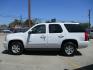 2011 WHITE GMC YUKON SLE1 2WD (1GKS1AE04BR) with an 5.3L V8 OHV 16V FFV engine, 6-SPEED AUTOMATIC transmission, located at 310 Spencer Hwy, South Houston, TX, 77587, (713) 947-1245, 29.664383, -95.228897 - Photo #5