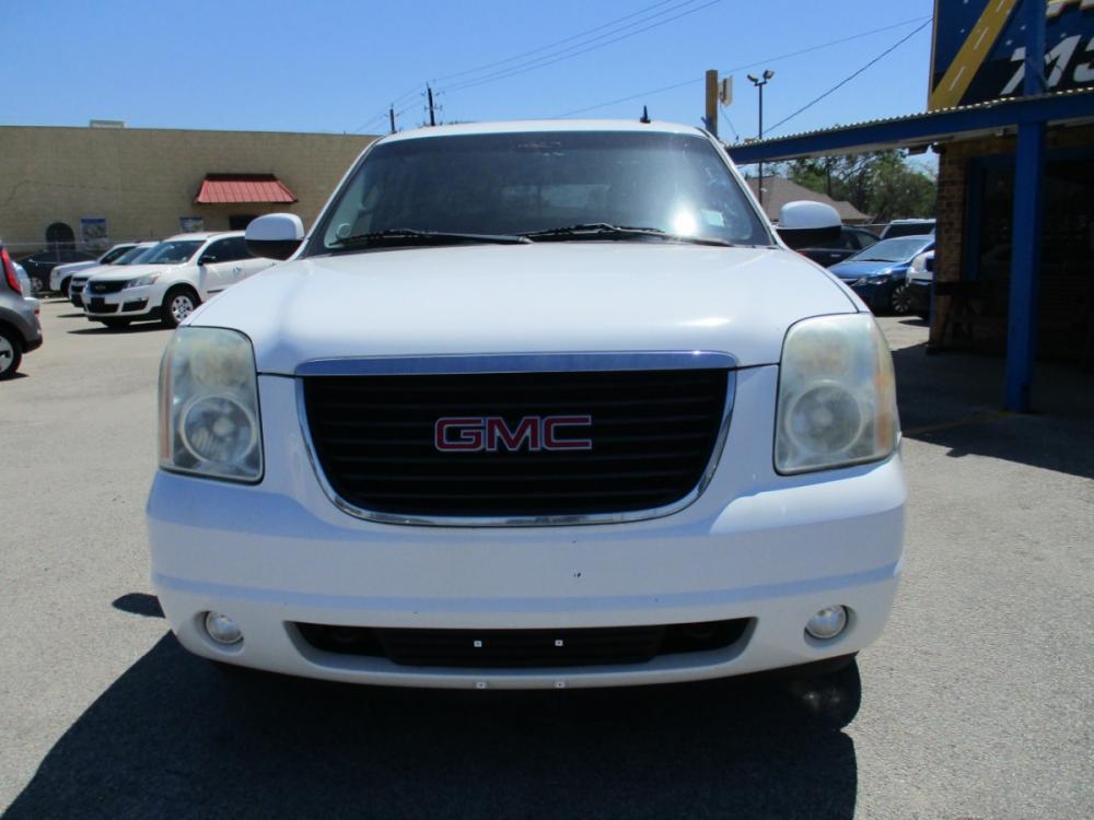 2011 WHITE GMC YUKON SLE1 2WD (1GKS1AE04BR) with an 5.3L V8 OHV 16V FFV engine, 6-SPEED AUTOMATIC transmission, located at 310 Spencer Hwy, South Houston, TX, 77587, (713) 947-1245, 29.664383, -95.228897 - LOOK!! NEW ARRIVAL GMC YUKON, THIS YUKON HAS GONE THROUGH CROSSROADS AUTOPLEX MULTI-POINT INSPECTION AND READY FOR DELIVERY. THIS VEHICLE IS EQUIPPED WITH 3RD SEATING FOR THE WHOLE FAMILY. POWER WINDOWS AND LOCKS, TILT, GREAT SOUND SYSTEM, LEATHER INTERIOR. MOTOR AND TRANSMISSION RUNS GREAT AND SHIF - Photo #7