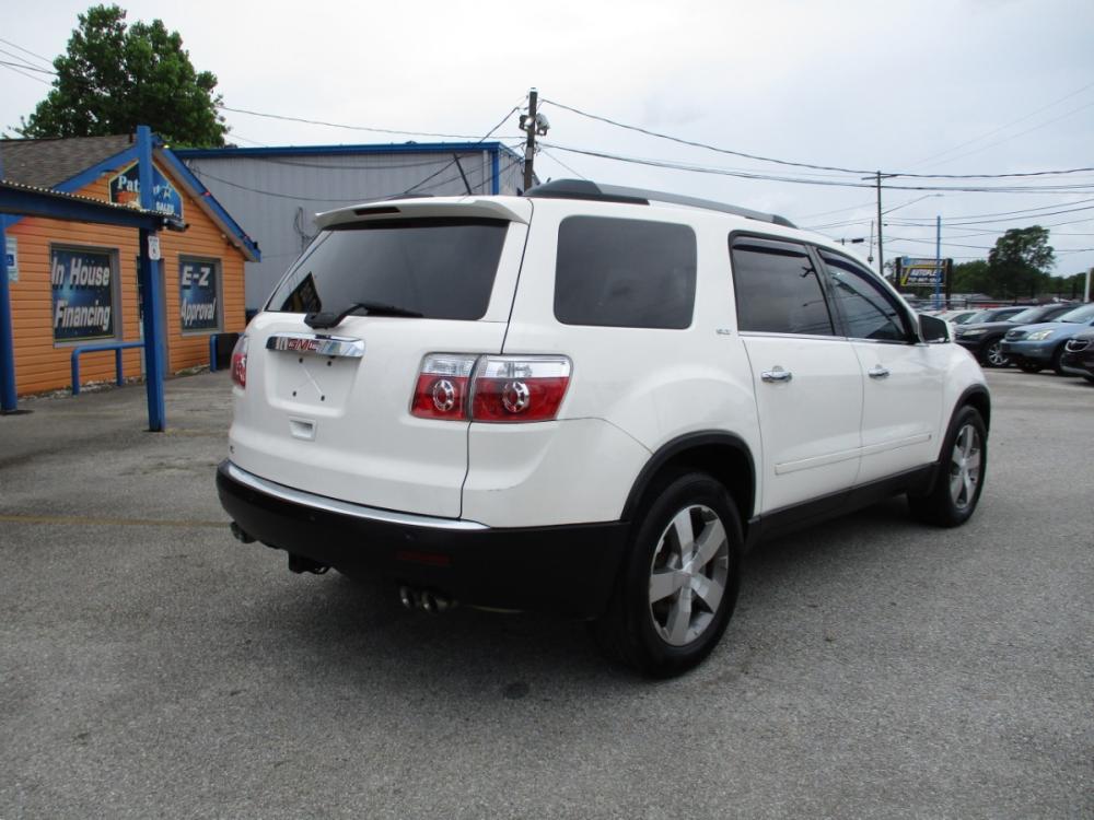 2010 WHITE /GRAY GMC ACADIA SLT-1 FWD (1GKLRMED0AJ) with an 3.6L V6 DOHC 24V engine, 6-SPEED AUTOMATIC transmission, located at 310 Spencer Hwy, South Houston, TX, 77587, (713) 947-1245, 29.664383, -95.228897 - This 2010 GMC Acadia is the complete package! It brings the SUV fan and luxury together as one! Today GMC lets you have luxury without having to sacrifice your space! This mid-size SUV has great appeal and will not last long! Come check us out today! Crossroads Autoplex is a family run dealership th - Photo #2