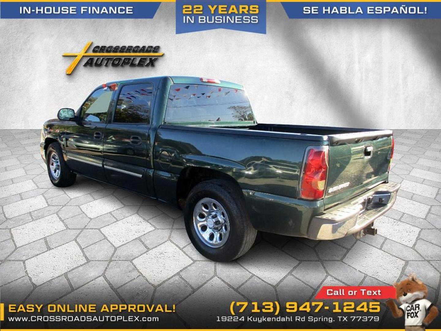 2006 GREEN CHEVROLET SILVERADO 1500 LS2 Crew Cab 2WD (2GCEC13Z361) with an 5.3L V8 OHV 16V FFV engine, 4-SPEED AUTOMATIC transmission, located at 19224 Kuykendahl Rd, Spring, TX, 77379, (713) 947-1245, 30.049259, -95.491402 - NEW ARRIVAL CHEVROLET SILVERADO CREW CAB PICKUP!! THIS IS A MUST SEE, 4DR CREW CAB, CLOTH INTERIOR WITH NO STAINS AND CUTS, GREAT MILEAGE, ENGINE AND TRANSMISSION RUNS SMOOTH AND FUNCTIONS PROPERLY, ICE COLD A/C, PASSED OUR MULTI-POINT INSPECTION AND READY FOR DELIVERY! ALMOST NEW TIRES AND EXTERIOR - Photo#2