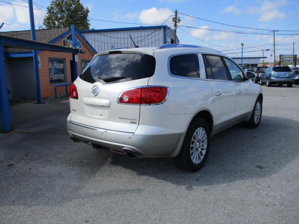 2010 WHITE BUICK ENCLAVE CXL 2XL FWD (5GALRCED0AJ) with an 3.6L V6 DOHC 24V engine, 6-SPEED AUTOMATIC OVERDRIVE transmission, located at 310 Spencer Hwy, South Houston, TX, 77587, (713) 947-1245, 29.664383, -95.228897 - The first thing you’ll feel in the mid-size Enclave is a sense of openness. A “low and away” instrument panel keeps controls easily within reach. Premium materials, cloth-appointed seating, warm wood tones and brushed chrome accents create a sophisticated interior. Take comfort in the fact tha - Photo #2