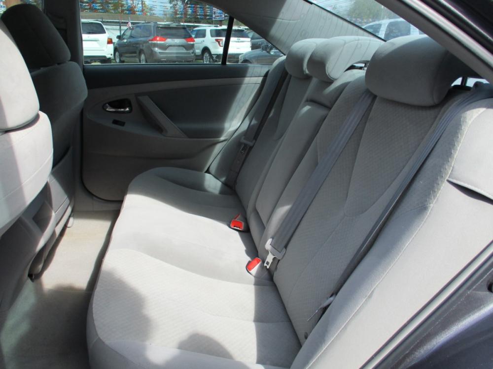 2009 GRAY TOYOTA CAMRY CE 5-Spd AT (4T1BE46K89U) with an 2.4L L4 DOHC 16V engine, 5-SPEED AUTOMATIC transmission, located at 310 Spencer Hwy, South Houston, TX, 77587, (713) 947-1245, 29.664383, -95.228897 - 2009 TOYOTA CAMRY THAT JUST HIT THE LOT!! DONT WANT TO MISS THIS ONE, XTRA CLEAN 4-DOOR FULL SIZE SEDAN JUST ADDED TO OUR INVENTORY, SMOOTH DRIVE INTERIOR OF VEHICLE IS XTRA CLEAN WITH LEATHER SEATS & NO STAINS OR CUTS. EXTERIOR IS EQUALLY AS NICE WITH NO DOOR DINGS ! THIS VEHICLE QUALIFIES FOR OUR - Photo #8