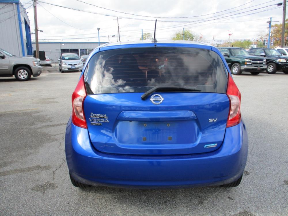 2016 BLUE NISSAN VERSA NOTE S (3N1CE2CP3GL) with an 1.6L L4 DOHC 16V engine, 5-SPEED MANUAL transmission, located at 310 Spencer Hwy, South Houston, TX, 77587, (713) 947-1245, 29.664383, -95.228897 - Photo #3