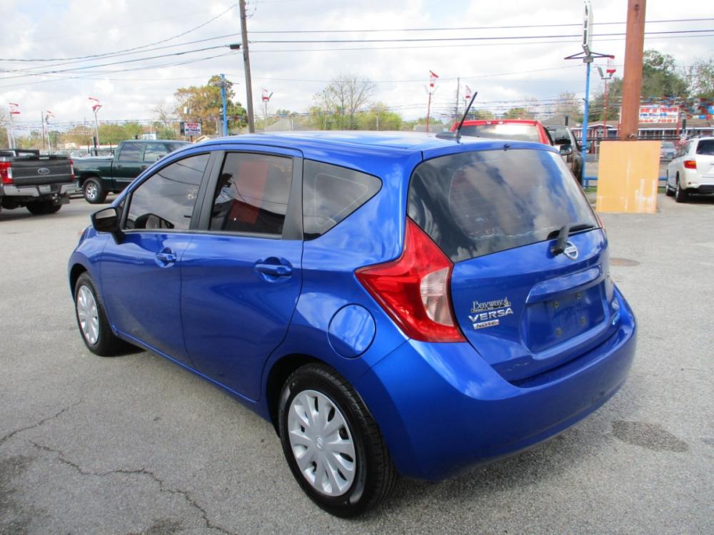 2016 BLUE NISSAN VERSA NOTE S (3N1CE2CP3GL) with an 1.6L L4 DOHC 16V engine, 5-SPEED MANUAL transmission, located at 310 Spencer Hwy, South Houston, TX, 77587, (713) 947-1245, 29.664383, -95.228897 - Photo #4