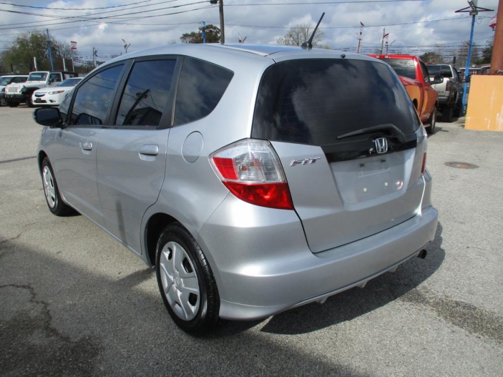 2013 SILVER HONDA FIT 5-Speed AT (JHMGE8H37DC) with an 1.5L L4 SOHC 16V engine, 5-SPEED AUTOMATIC transmission, located at 310 Spencer Hwy, South Houston, TX, 77587, (713) 947-1245, 29.664383, -95.228897 - Photo #4