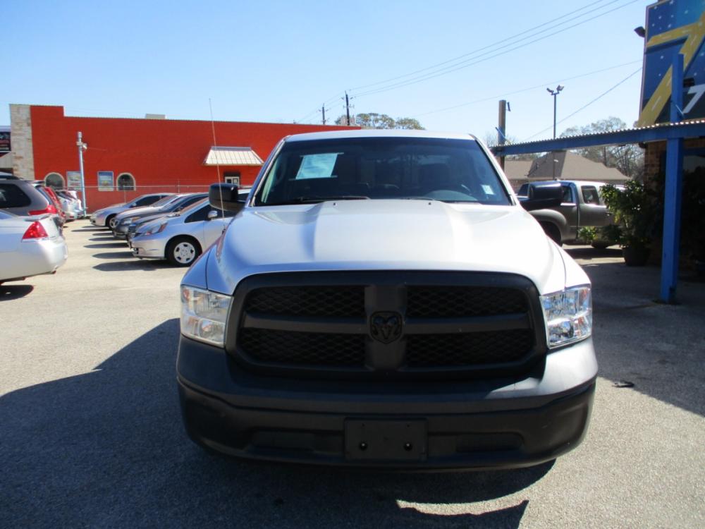 2015 SILVER RAM 1500 Tradesman Regular Cab SWB 2WD (3C6JR6AG5FG) with an 3.6L V6 DOHC 24V FFV engine, 8-SPEED AUTOMATIC transmission, located at 310 Spencer Hwy, South Houston, TX, 77587, (713) 947-1245, 29.664383, -95.228897 - 2015 DODGE RAM TRUCK!! This unit is clean and more power than you could ever want from a half ton truck. It's equipped with the two door . Cold AC, and it's been through our 24 multi-point inspection so you can rest assured that your buying a quality pre-owned vehicle. Come check t out today! See f - Photo #8