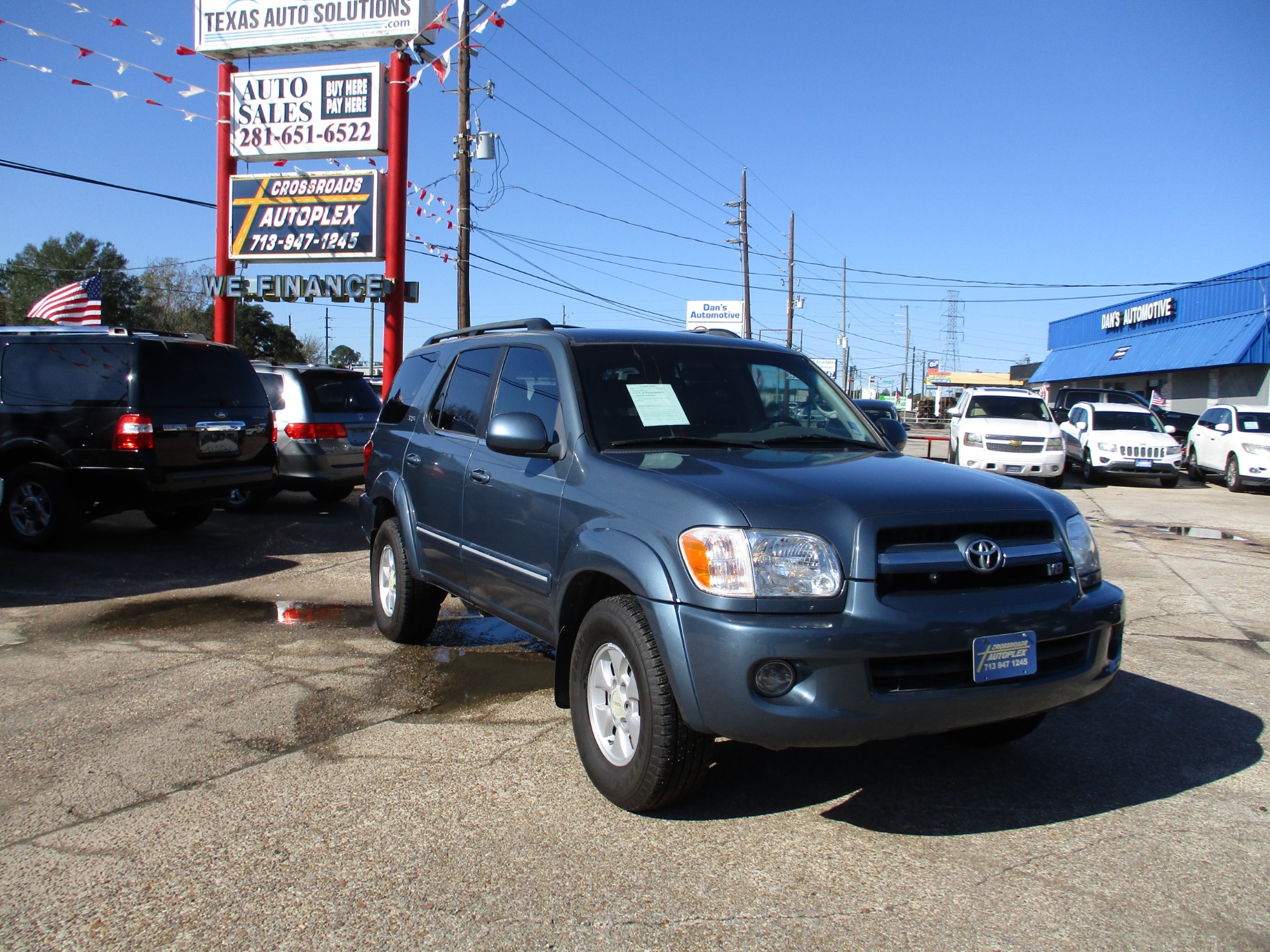 photo of 2005 TOYOTA SEQUOIA SUV 4-DR