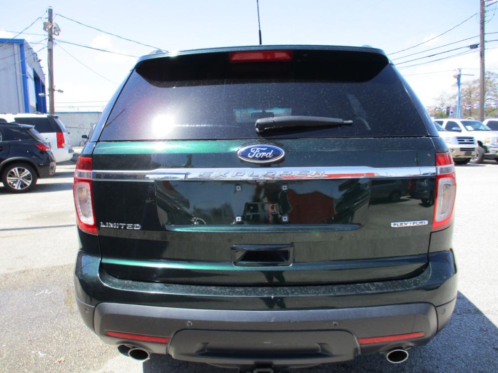 2013 GREEN FORD EXPLORER Limited FWD (1FM5K7F82DG) with an 3.5L V6 DOHC 24V engine, 6-SPEED AUTOMATIC transmission, located at 310 Spencer Hwy, South Houston, TX, 77587, (713) 947-1245, 29.664383, -95.228897 - LOOK WHAT JUST CAME IN INVENTORY, 2013 FORD EXPLORER LIMITED EDITION, THAT IS ONE OF KIND!! QUALIFIES FOR OUR IN-HOUSE FINANCING, ICE COLD A/C , POWER WINDOWS AND LOCKS, GREAT RUNNING ENGINE AND SMOOTH TRANSMISSION, THIS ESCAPE IS READY FOR DELIVERY , IT HAS GONE THROUGH A MULTI-POINT INSPECTIONS W - Photo #3