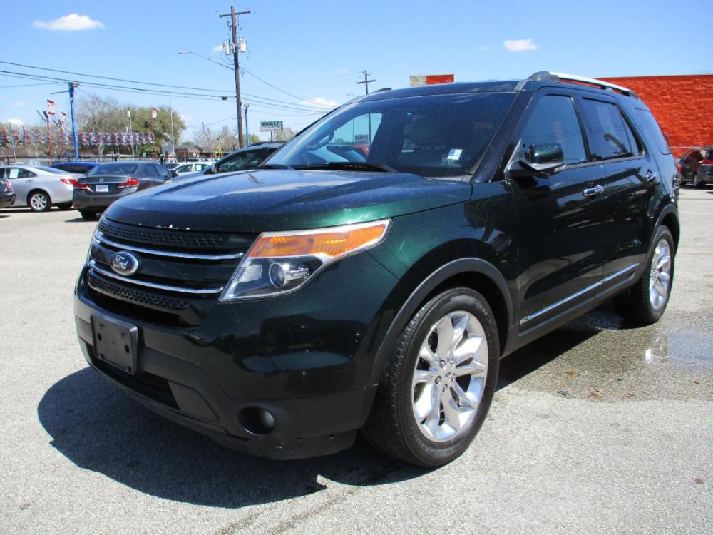 2013 GREEN FORD EXPLORER Limited FWD (1FM5K7F82DG) with an 3.5L V6 DOHC 24V engine, 6-SPEED AUTOMATIC transmission, located at 310 Spencer Hwy, South Houston, TX, 77587, (713) 947-1245, 29.664383, -95.228897 - LOOK WHAT JUST CAME IN INVENTORY, 2013 FORD EXPLORER LIMITED EDITION, THAT IS ONE OF KIND!! QUALIFIES FOR OUR IN-HOUSE FINANCING, ICE COLD A/C , POWER WINDOWS AND LOCKS, GREAT RUNNING ENGINE AND SMOOTH TRANSMISSION, THIS ESCAPE IS READY FOR DELIVERY , IT HAS GONE THROUGH A MULTI-POINT INSPECTIONS W - Photo #6