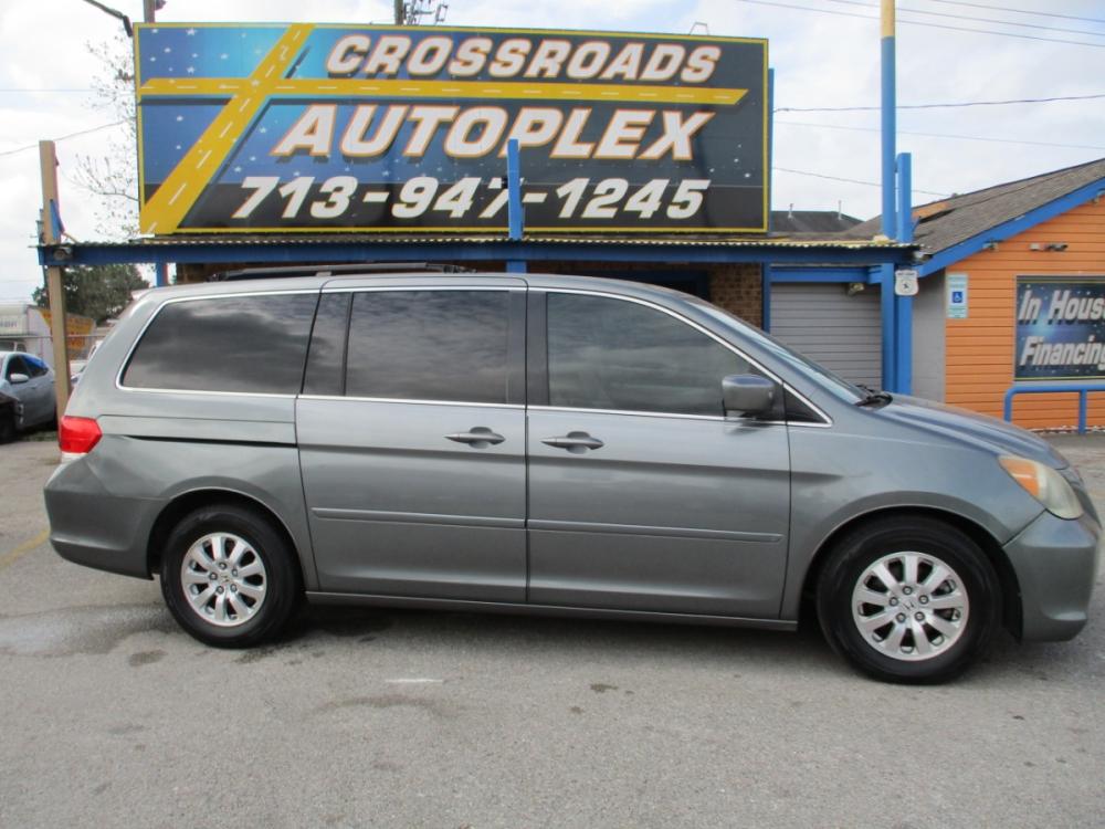 2009 GRAY HONDA ODYSSEY EX-L (5FNRL38679B) with an 3.5L V6 SOHC 24V engine, 5-SPEED AUTOMATIC transmission, located at 310 Spencer Hwy, South Houston, TX, 77587, (713) 947-1245, 29.664383, -95.228897 - Photo #1