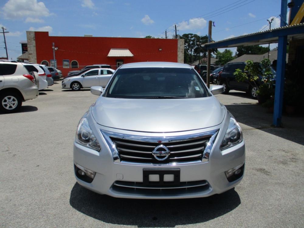 2015 SILVER NISSAN ALTIMA 2.5 S (1N4AL3AP9FC) with an 2.5L L4 DOHC 16V engine, CVT transmission, located at 310 Spencer Hwy, South Houston, TX, 77587, (713) 947-1245, 29.664383, -95.228897 - 2015 NISSAN ALTIMA****** NEW ARRIVAL****** GREAT GAS MILEAGE Keyless entry, Freezing cold A/C! This 2012 Nissan Altima is extra clean and has never been smoked in. Come see why the Nissan Altima has been one of the best selling full size sedans in the market today. It gets great gas mileage and - Photo #7