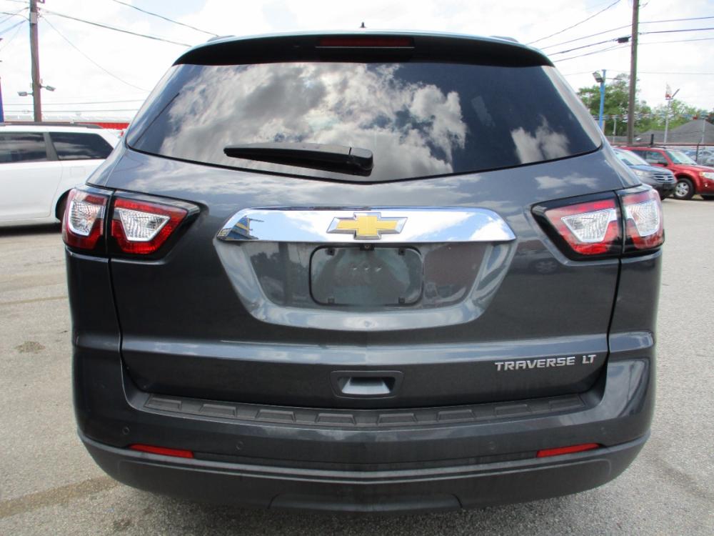 2013 GRAY CHEVROLET TRAVERSE 1LT FWD (1GNKRGKD4DJ) with an 3.6L V6 DOHC 24V engine, 6-SPEED AUTOMATIC transmission, located at 310 Spencer Hwy, South Houston, TX, 77587, (713) 947-1245, 29.664383, -95.228897 - This 2013 Chevrolet Traverse is the complete package! It brings the SUV fan and luxury together as one! Today Chevrolet lets you have luxury without having to sacrifice your space! This mid-size SUV has great appeal and will not last long! Come check us out today! Crossroads Autoplex is a family run - Photo #3