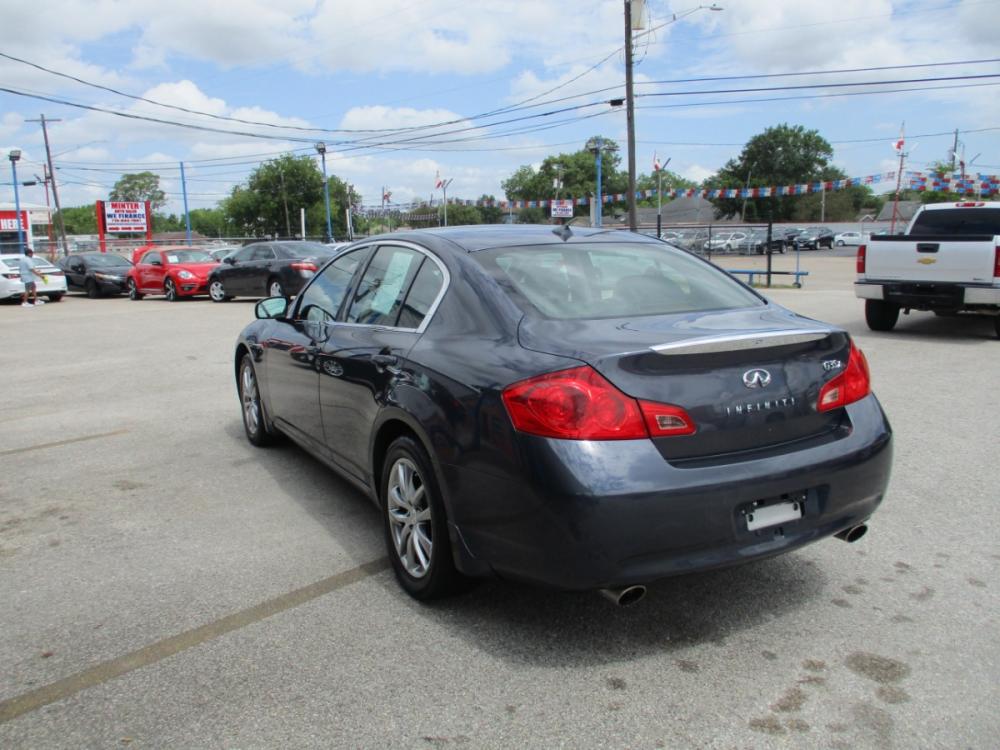 2008 BLACK INFINITI G35 x AWD (JNKBV61F58M) with an 3.5L V6 DOHC 24V engine, 5-SPEED AUTOMATIC transmission, located at 310 Spencer Hwy, South Houston, TX, 77587, (713) 947-1245, 29.664383, -95.228897 - Photo #4