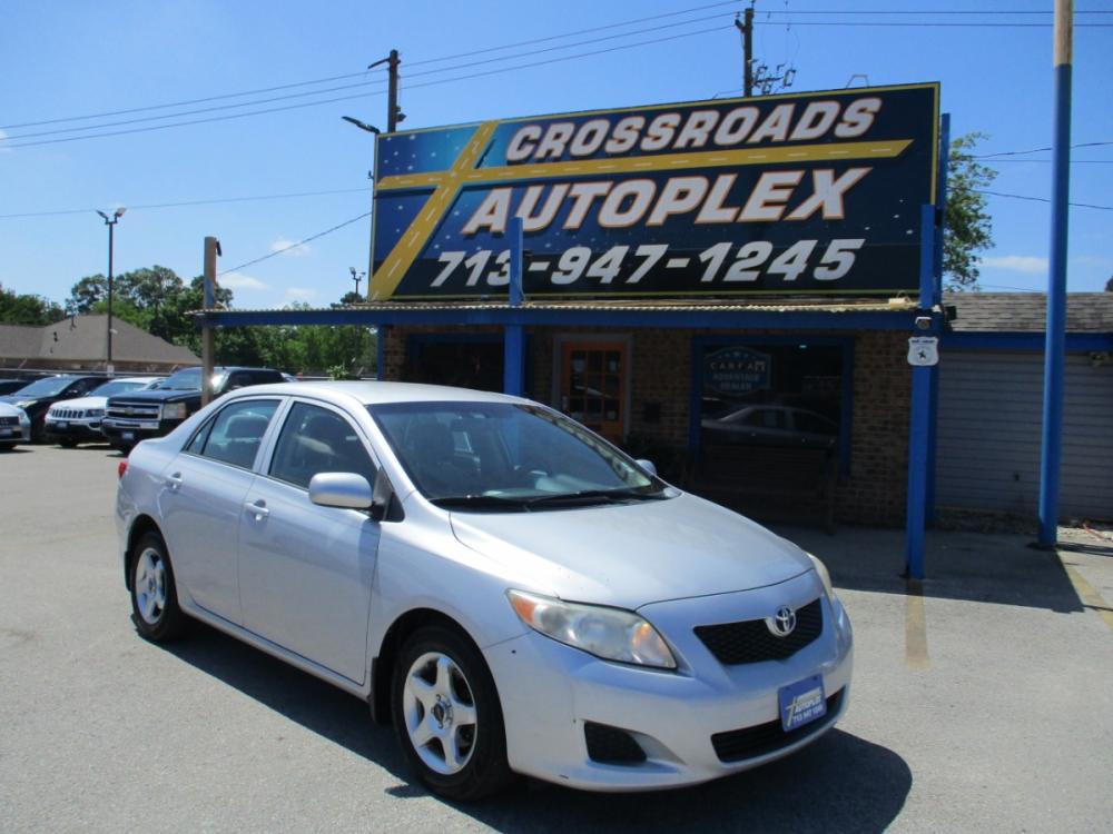 2009 SILVER TOYOTA COROLLA Base 4-Speed AT (1NXBU40E89Z) with an 1.8L L4 DOHC 16V engine, 4-SPEED AUTOMATIC transmission, located at 310 Spencer Hwy, South Houston, TX, 77587, (713) 947-1245, 29.664383, -95.228897 - Photo #0