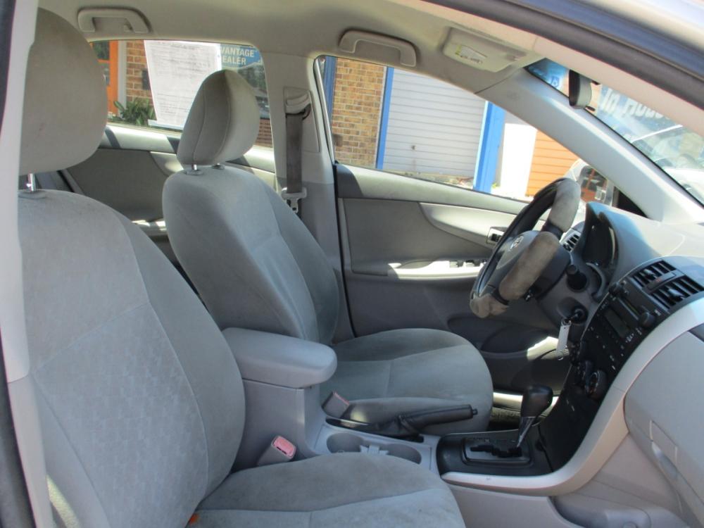 2009 SILVER TOYOTA COROLLA Base 4-Speed AT (1NXBU40E89Z) with an 1.8L L4 DOHC 16V engine, 4-SPEED AUTOMATIC transmission, located at 310 Spencer Hwy, South Houston, TX, 77587, (713) 947-1245, 29.664383, -95.228897 - Photo #11