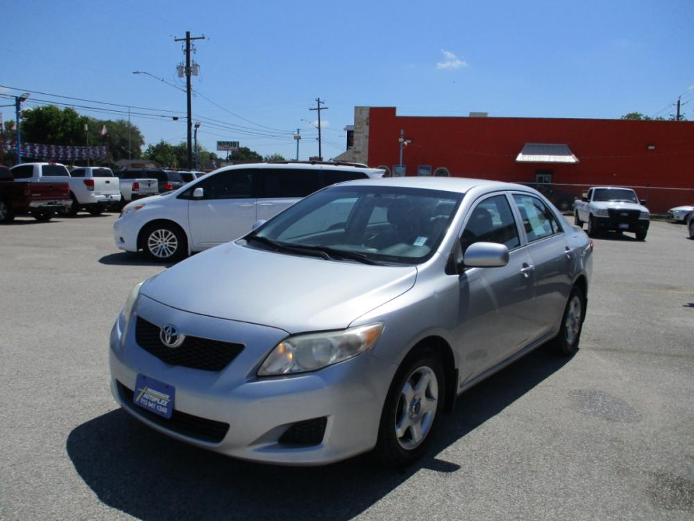 2009 SILVER TOYOTA COROLLA Base 4-Speed AT (1NXBU40E89Z) with an 1.8L L4 DOHC 16V engine, 4-SPEED AUTOMATIC transmission, located at 310 Spencer Hwy, South Houston, TX, 77587, (713) 947-1245, 29.664383, -95.228897 - Photo #6