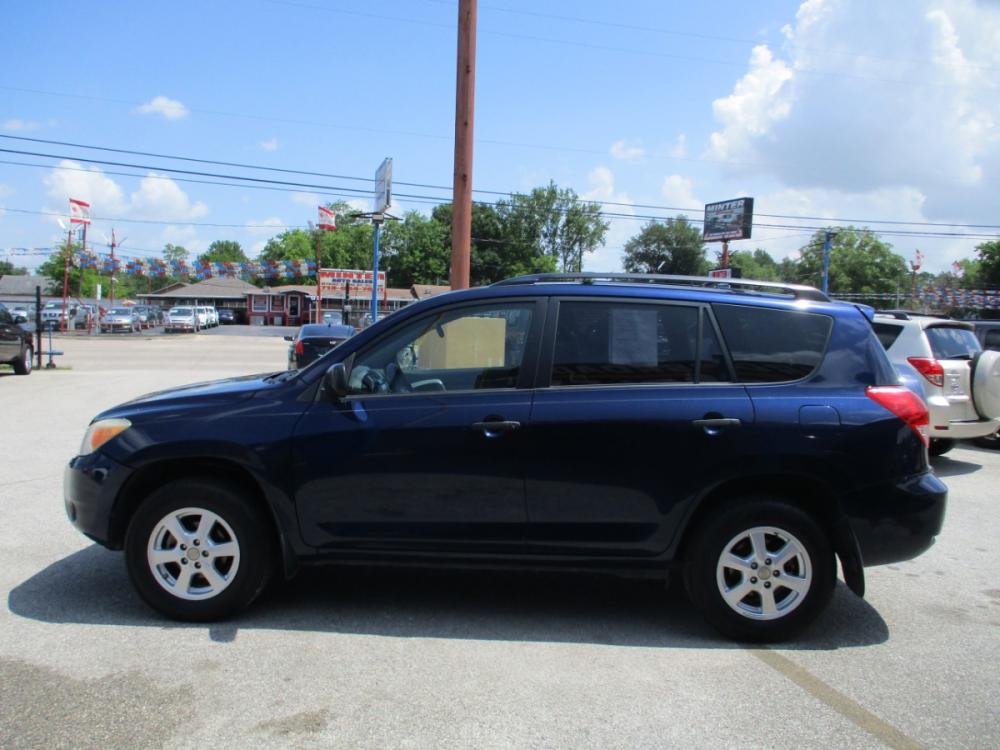 2006 BLUE TOYOTA RAV4 Base I4 2WD (JTMZD33V966) with an 2.4L L4 DOHC 16V engine, 4-SPEED AUTOMATIC transmission, located at 310 Spencer Hwy, South Houston, TX, 77587, (713) 947-1245, 29.664383, -95.228897 - 2006 TOYOTA RAV 4 ------- NEW ARRIVAL------ GREAT GAS MILEAGE WITH A TOYOTA ENGINE------- NEW TO INVENTORY !!, XTRA CLEAN VEHICLE WITH ALMOST NEW INTERIOR, NON SMOKER VEHICLE NO CUTS,STAINS,BURNS. EXTERIOR IS EQUALLY AS NICE . NO DOOR DINGS, THIS UNIT TRULY IS IN PRESTINE CONDITION IN AND OUT. T - Photo #5