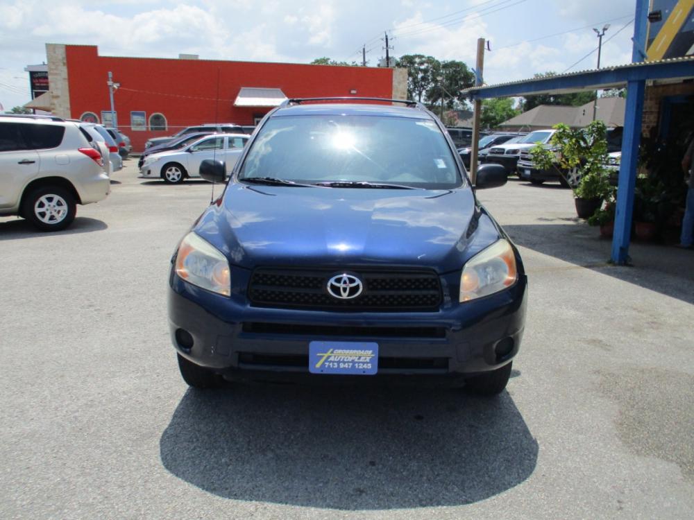 2006 BLUE TOYOTA RAV4 Base I4 2WD (JTMZD33V966) with an 2.4L L4 DOHC 16V engine, 4-SPEED AUTOMATIC transmission, located at 310 Spencer Hwy, South Houston, TX, 77587, (713) 947-1245, 29.664383, -95.228897 - 2006 TOYOTA RAV 4 ------- NEW ARRIVAL------ GREAT GAS MILEAGE WITH A TOYOTA ENGINE------- NEW TO INVENTORY !!, XTRA CLEAN VEHICLE WITH ALMOST NEW INTERIOR, NON SMOKER VEHICLE NO CUTS,STAINS,BURNS. EXTERIOR IS EQUALLY AS NICE . NO DOOR DINGS, THIS UNIT TRULY IS IN PRESTINE CONDITION IN AND OUT. T - Photo #7