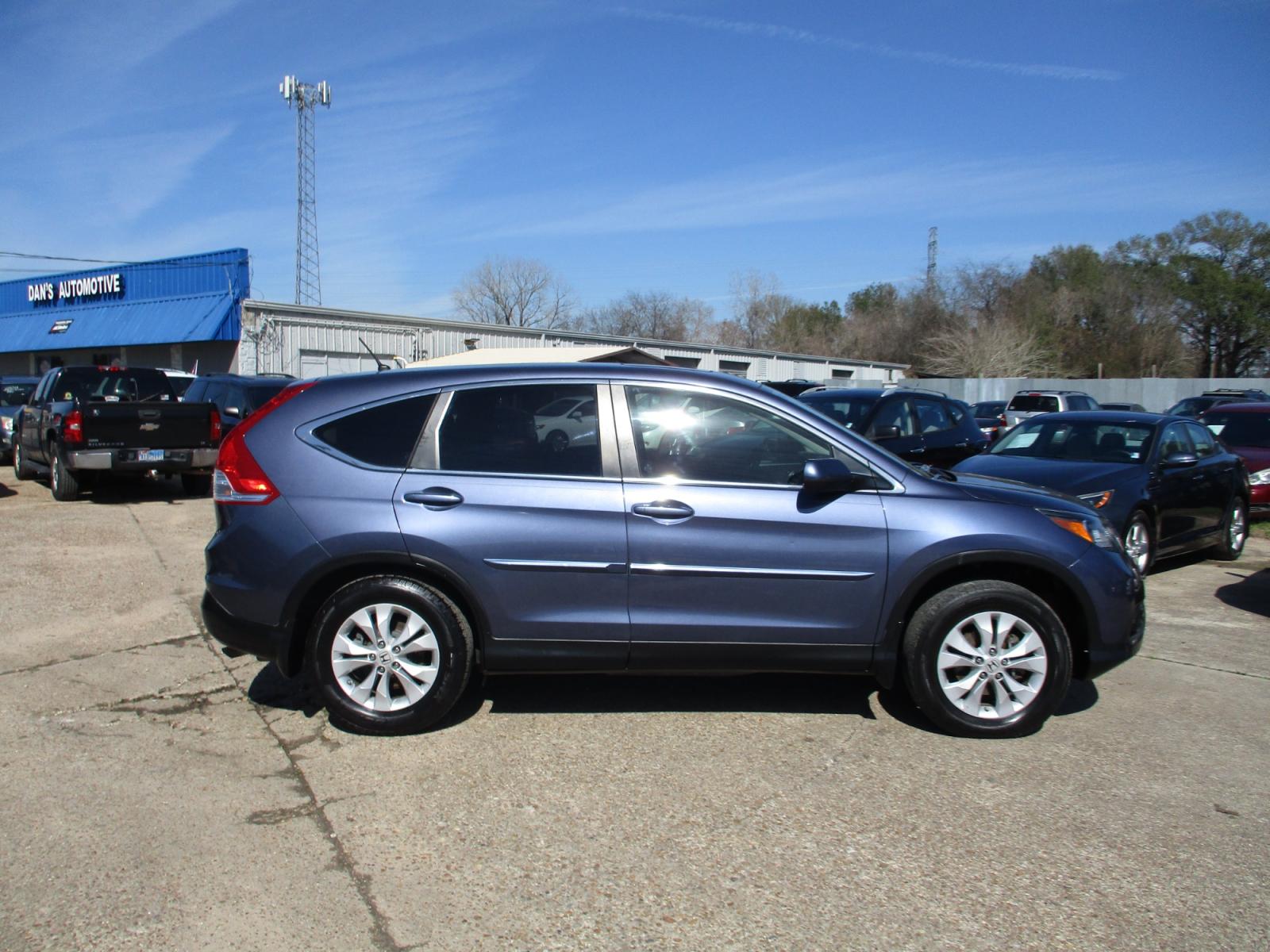 2013 BLUE HONDA CR-V EX 2WD 5-Speed AT (3CZRM3H52DG) with an 2.4L L4 DOHC 16V engine, 5-SPEED AUTOMATIC transmission, located at 19224 Kuykendahl Rd, Spring, TX, 77379, (713) 947-1245, 30.049259, -95.491402 - Photo #1