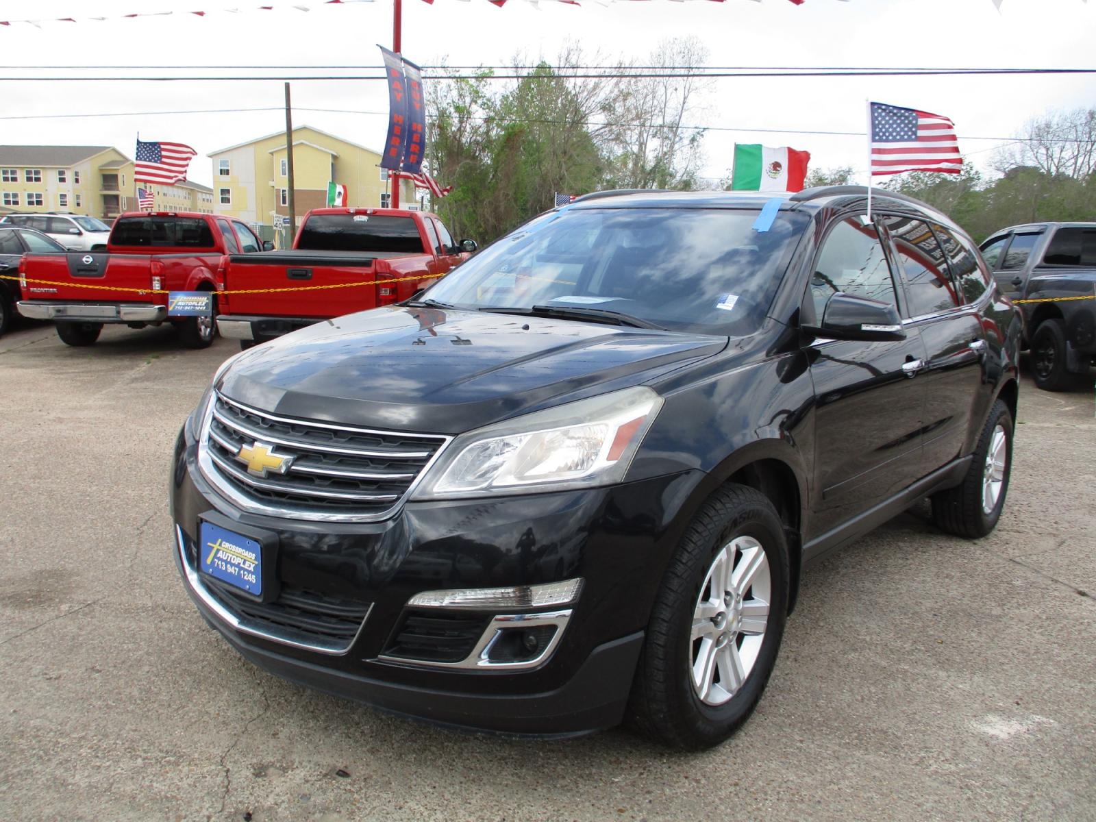 2014 BLACK CHEVROLET TRAVERSE 1LT FWD (1GNKRGKD6EJ) with an 3.6L V6 DOHC 24V engine, 6-SPEED AUTOMATIC transmission, located at 19224 Kuykendahl Rd, Spring, TX, 77379, (713) 947-1245, 30.049259, -95.491402 - This 2014 Chevrolet Traverse is the complete package! It brings the SUV fan and luxury together as one! Today Chevrolet lets you have luxury without having to sacrifice your space! This mid-size SUV has great appeal and will not last long! Come check us out today! Crossroads Autoplex is a family run - Photo #6
