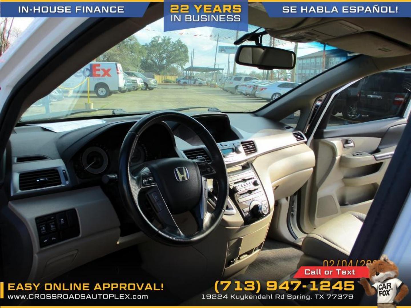 2011 WHITE /GRAY HONDA ODYSSEY Touring (5FNRL5H90BB) with an 3.5L V6 SOHC 24V engine, 5-SPEED AUTOMATIC transmission, located at 19224 Kuykendahl Rd, Spring, TX, 77379, (713) 947-1245, 30.049259, -95.491402 - used car loans/financing to South Houston TX, Pasadena TX, Galena Park TX, Jacinto City TX, Deer Park TX, Pearland TX, Cloverleaf TX, Friendswood TX, Houston TX, Channelview TX, Webster TX, West University Place TX, La Porte TX, League City TX, The Woodlands TX, Cypress TX, Spring TX Bellaire TX & S - Photo#5