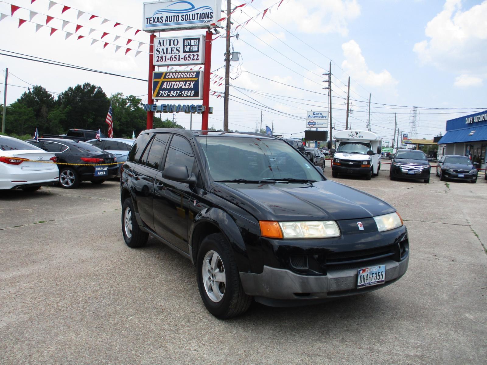 2005 BLACK SATURN VUE FWD (5GZCZ33D85S) with an 2.2L L4 DOHC 16V engine, 4-SPEED AUTOMATIC OR 5-SPEED MANUAL transmission, located at 19224 Kuykendahl Rd, Spring, TX, 77379, (713) 947-1245, 30.049259, -95.491402 - Photo #0