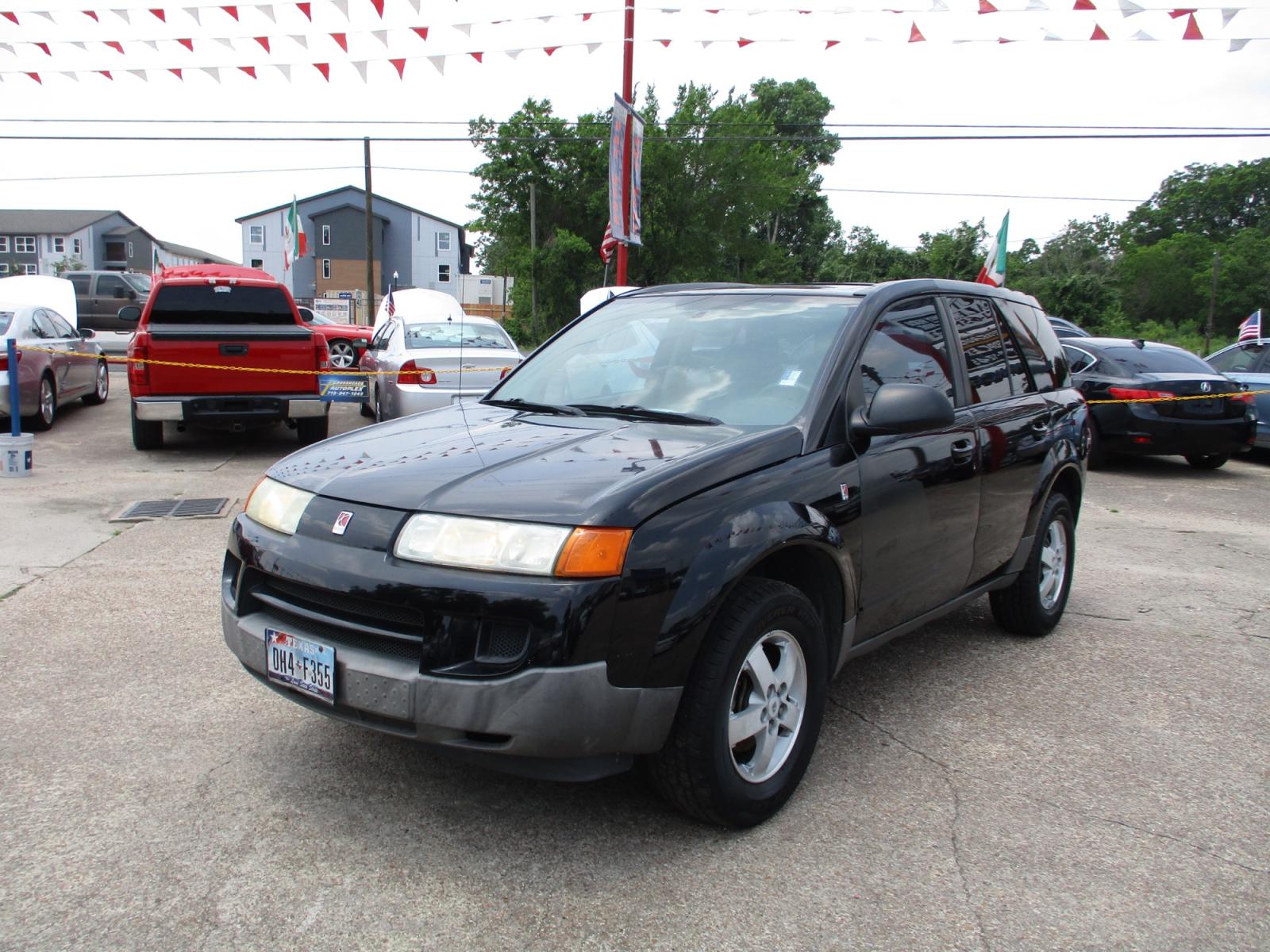 2005 BLACK SATURN VUE FWD (5GZCZ33D85S) with an 2.2L L4 DOHC 16V engine, 4-SPEED AUTOMATIC OR 5-SPEED MANUAL transmission, located at 19224 Kuykendahl Rd, Spring, TX, 77379, (713) 947-1245, 30.049259, -95.491402 - Photo #6