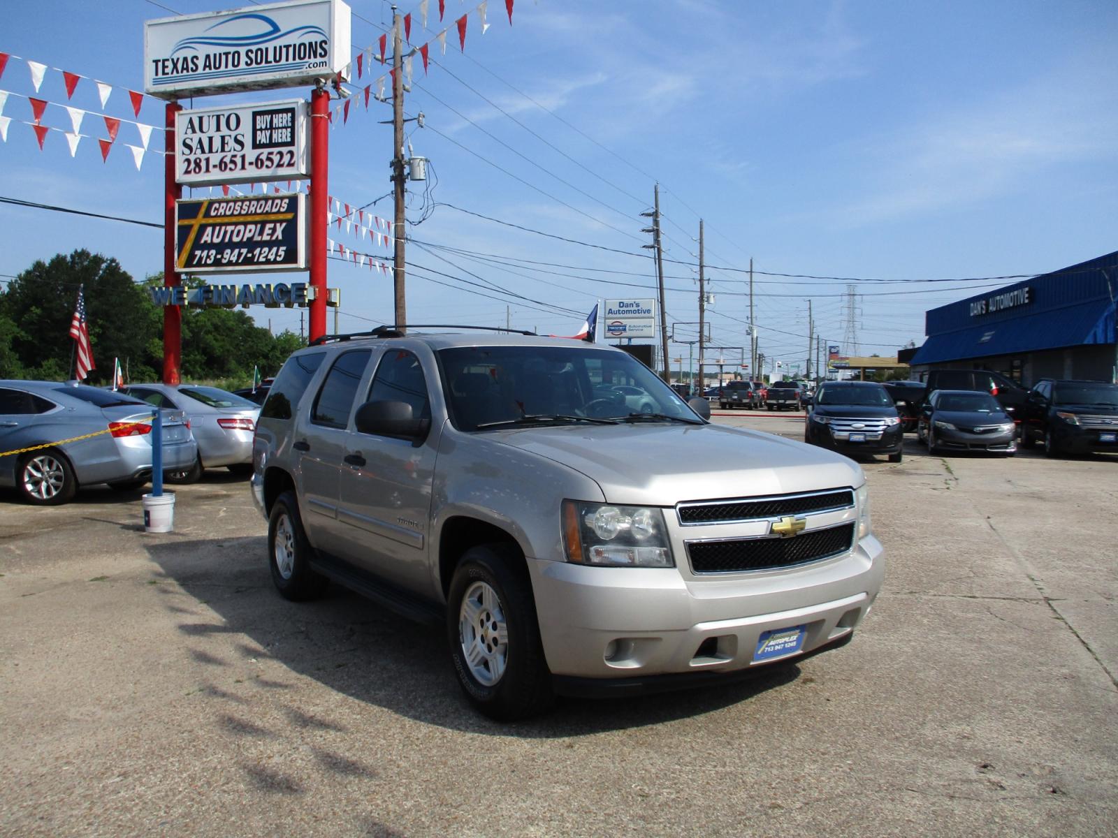 2007 TAN CHEVROLET TAHOE LS 2WD (1GNFC13C67R) with an 4.8L V8 OHV 16V engine, 4-SPEED AUTOMATIC transmission, located at 19224 Kuykendahl Rd, Spring, TX, 77379, (713) 947-1245, 30.049259, -95.491402 - Photo #0