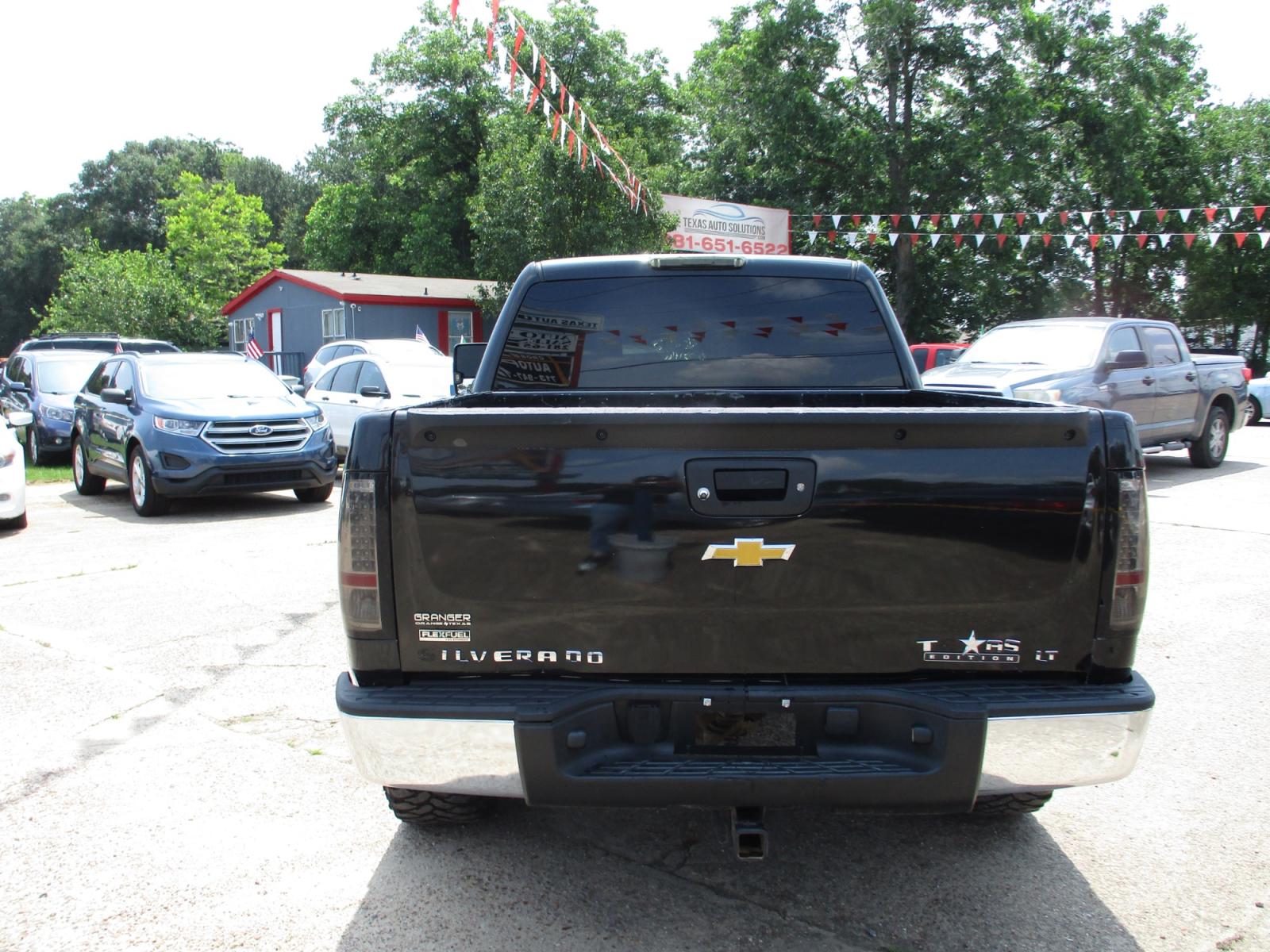 2010 BLACK CHEVROLET SILVERADO 1500 LT1 Crew Cab 2WD (3GCRCSE08AG) with an 5.3L V8 OHV 16V FFV engine, 6-SPEED AUTOMATIC transmission, located at 19224 Kuykendahl Rd, Spring, TX, 77379, (713) 947-1245, 30.049259, -95.491402 - Photo #3