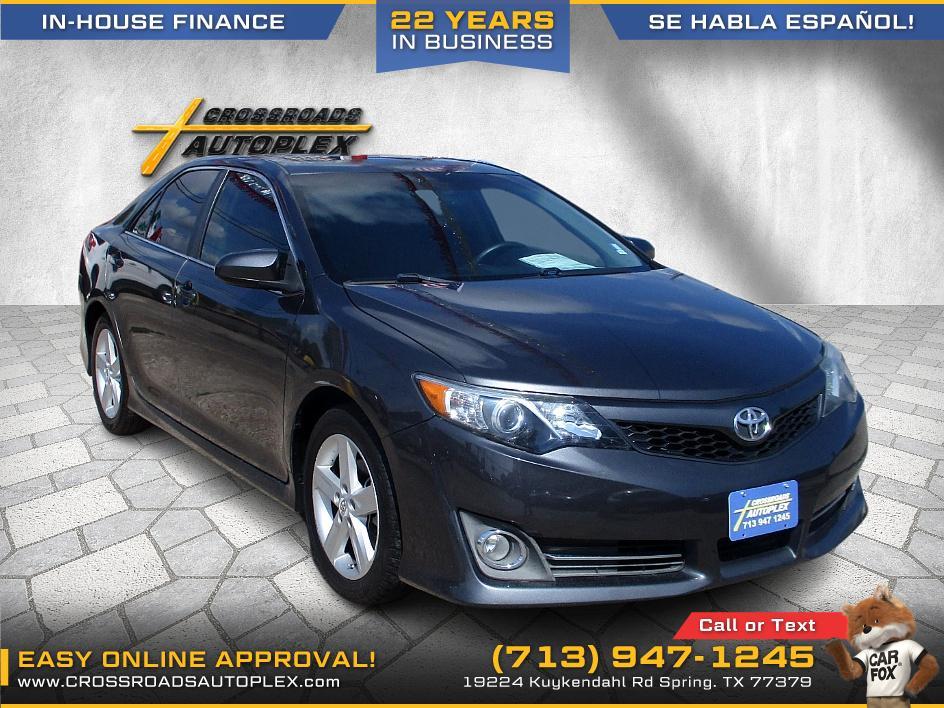 photo of 2012 Toyota Camry SE