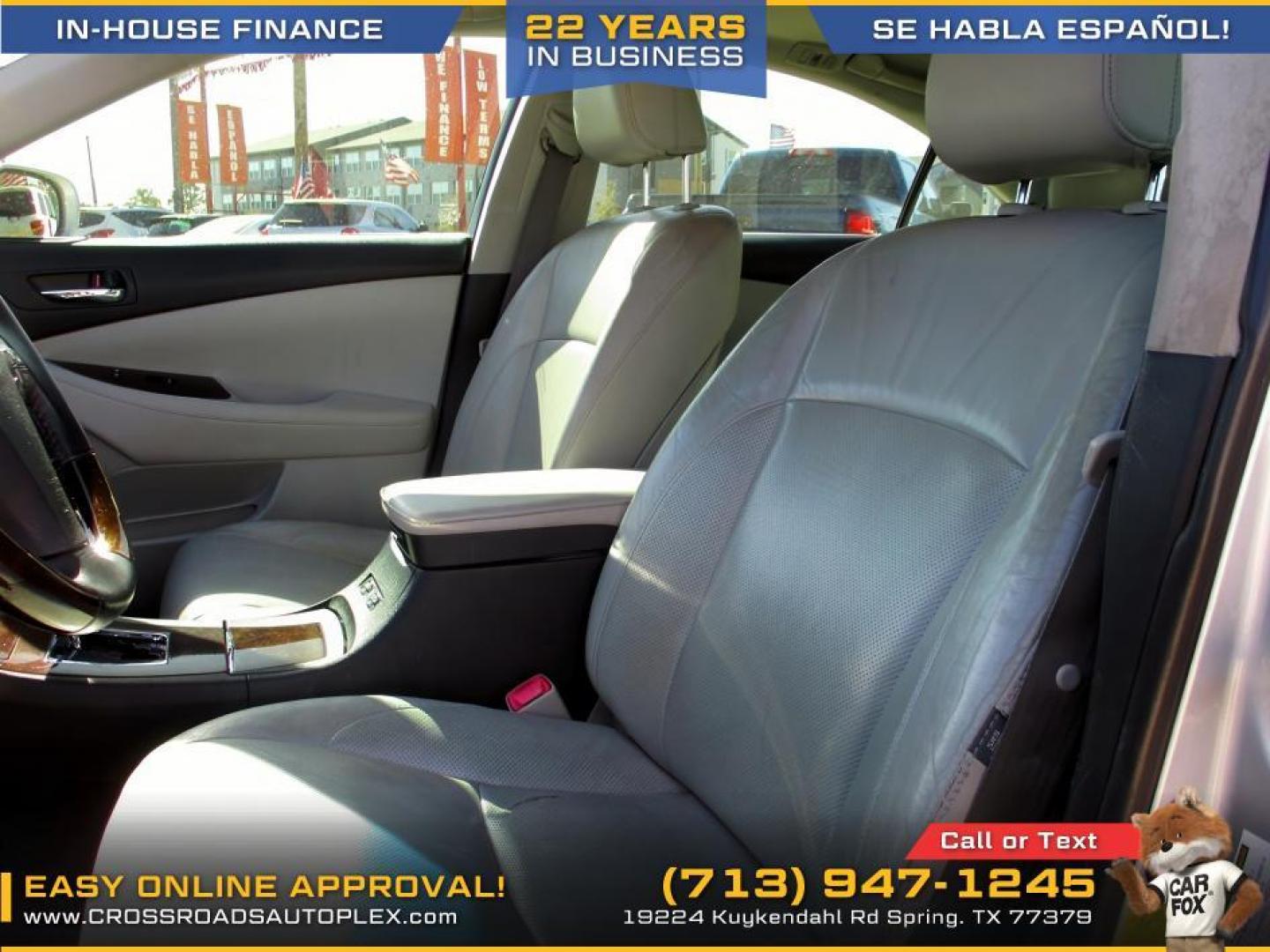 2012 SILVER LEXUS ES 350 Sedan (JTHBK1EG5C2) with an 3.5L V6 DOHC 24V engine, 6-SPEED AUTOMATIC transmission, located at 19224 Kuykendahl Rd, Spring, TX, 77379, (713) 947-1245, 30.049259, -95.491402 - Photo#12
