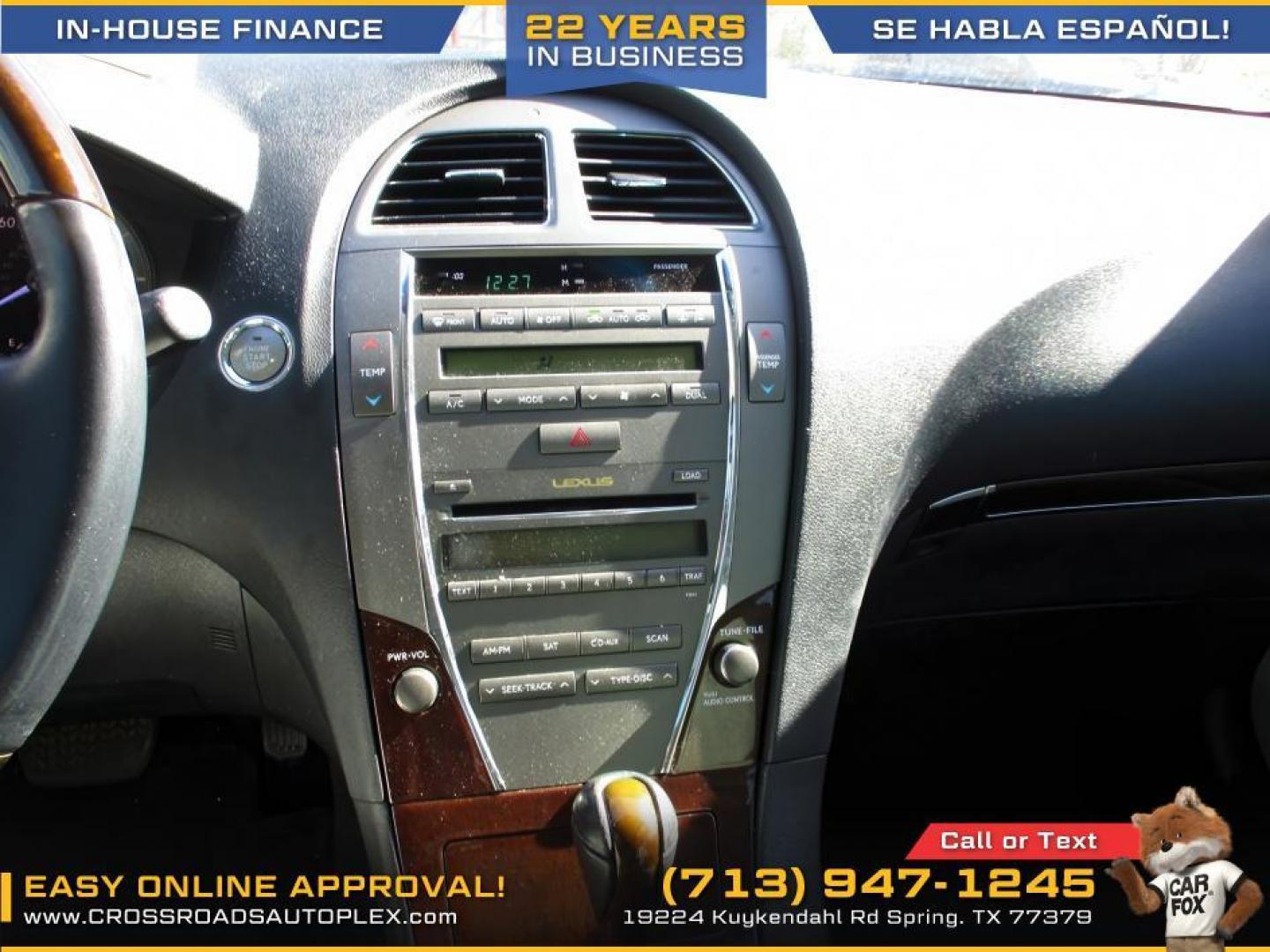 2012 SILVER LEXUS ES 350 Sedan (JTHBK1EG5C2) with an 3.5L V6 DOHC 24V engine, 6-SPEED AUTOMATIC transmission, located at 19224 Kuykendahl Rd, Spring, TX, 77379, (713) 947-1245, 30.049259, -95.491402 - Photo#15
