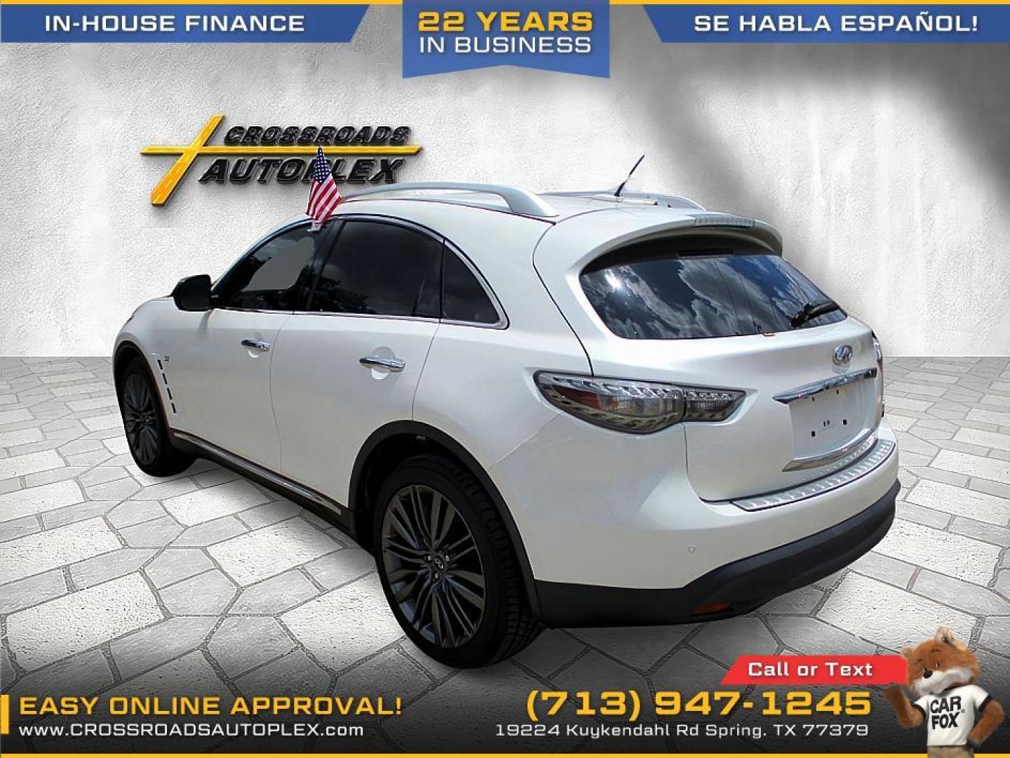2017 WHITE /BLACK INFINITI QX70 Base (JN8CS1MU5HM) with an 3.7L V6 DOHC 24V engine, 7-SPEED AUTOMATIC transmission, located at 19224 Kuykendahl Rd, Spring, TX, 77379, (713) 947-1245, 30.049259, -95.491402 - WE IN HOUSE FINANCE, CALL US AT 713.947.1245 - Photo#1