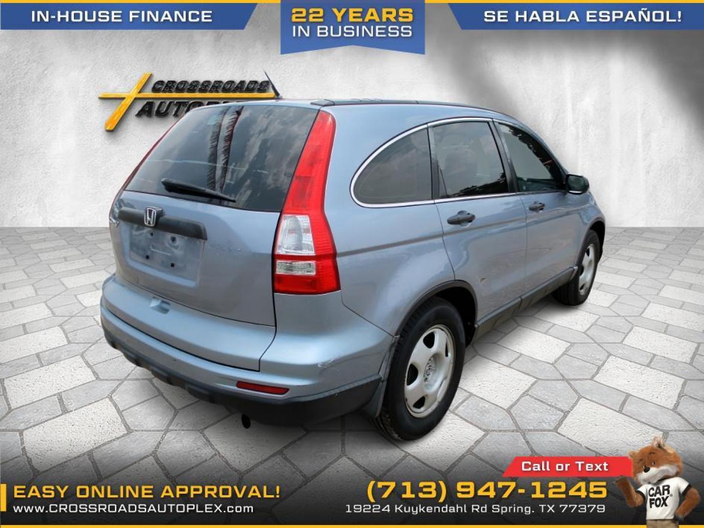 2011 SILVER /BLUE HONDA CR-V LX 2WD 5-Speed AT (3CZRE3H3XBG) with an 2.4L L4 DOHC 16V engine, 5-SPEED AUTOMATIC transmission, located at 19224 Kuykendahl Rd, Spring, TX, 77379, (713) 947-1245, 30.049259, -95.491402 - Photo#3