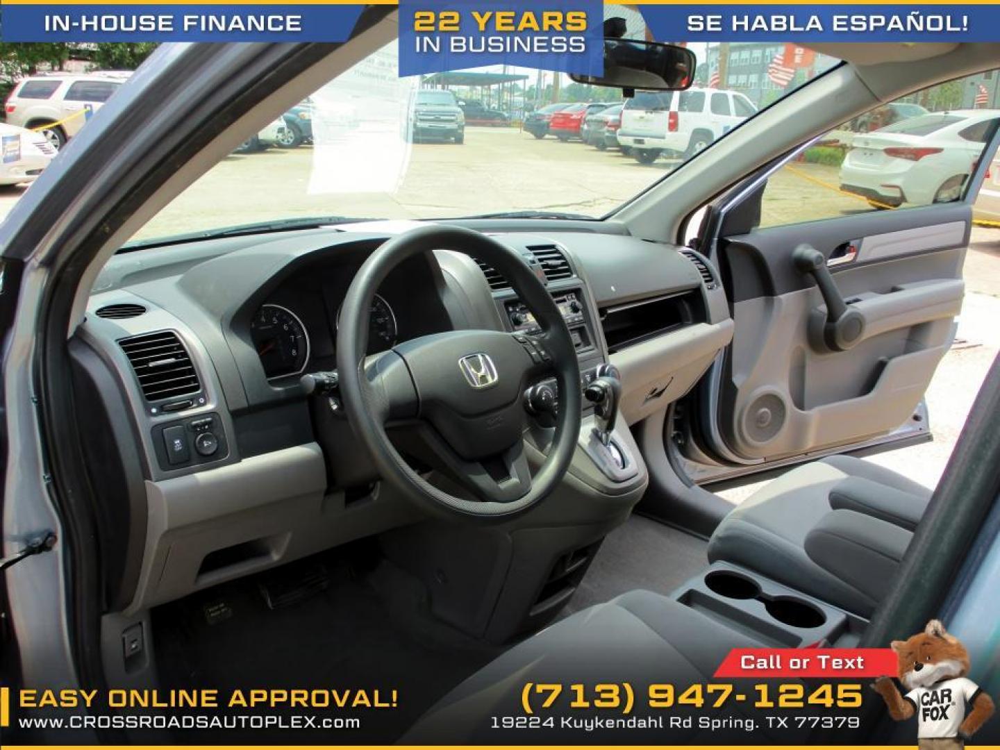2011 SILVER /BLUE HONDA CR-V LX 2WD 5-Speed AT (3CZRE3H3XBG) with an 2.4L L4 DOHC 16V engine, 5-SPEED AUTOMATIC transmission, located at 19224 Kuykendahl Rd, Spring, TX, 77379, (713) 947-1245, 30.049259, -95.491402 - Photo#5