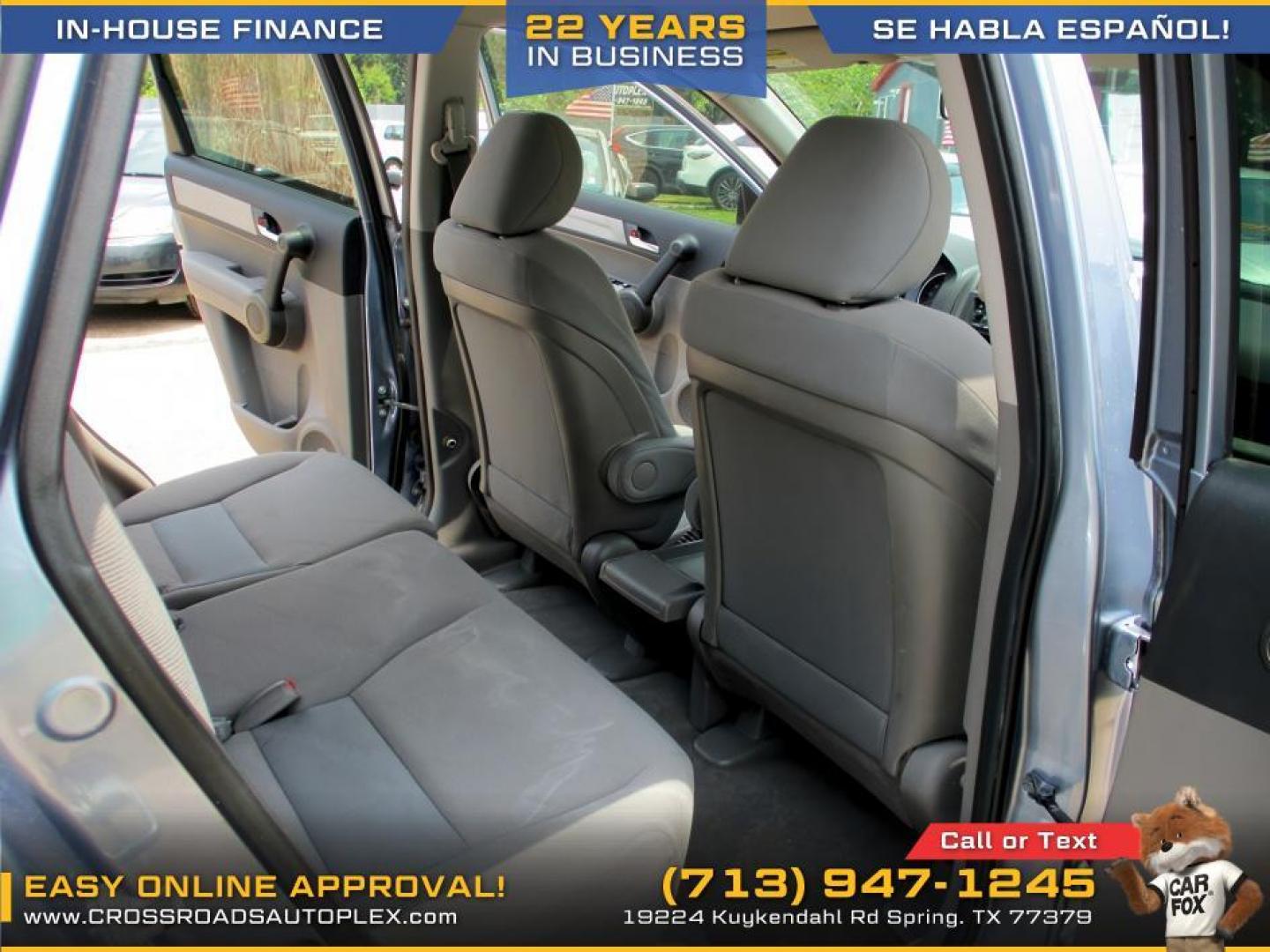 2011 SILVER /BLUE HONDA CR-V LX 2WD 5-Speed AT (3CZRE3H3XBG) with an 2.4L L4 DOHC 16V engine, 5-SPEED AUTOMATIC transmission, located at 19224 Kuykendahl Rd, Spring, TX, 77379, (713) 947-1245, 30.049259, -95.491402 - Photo#11