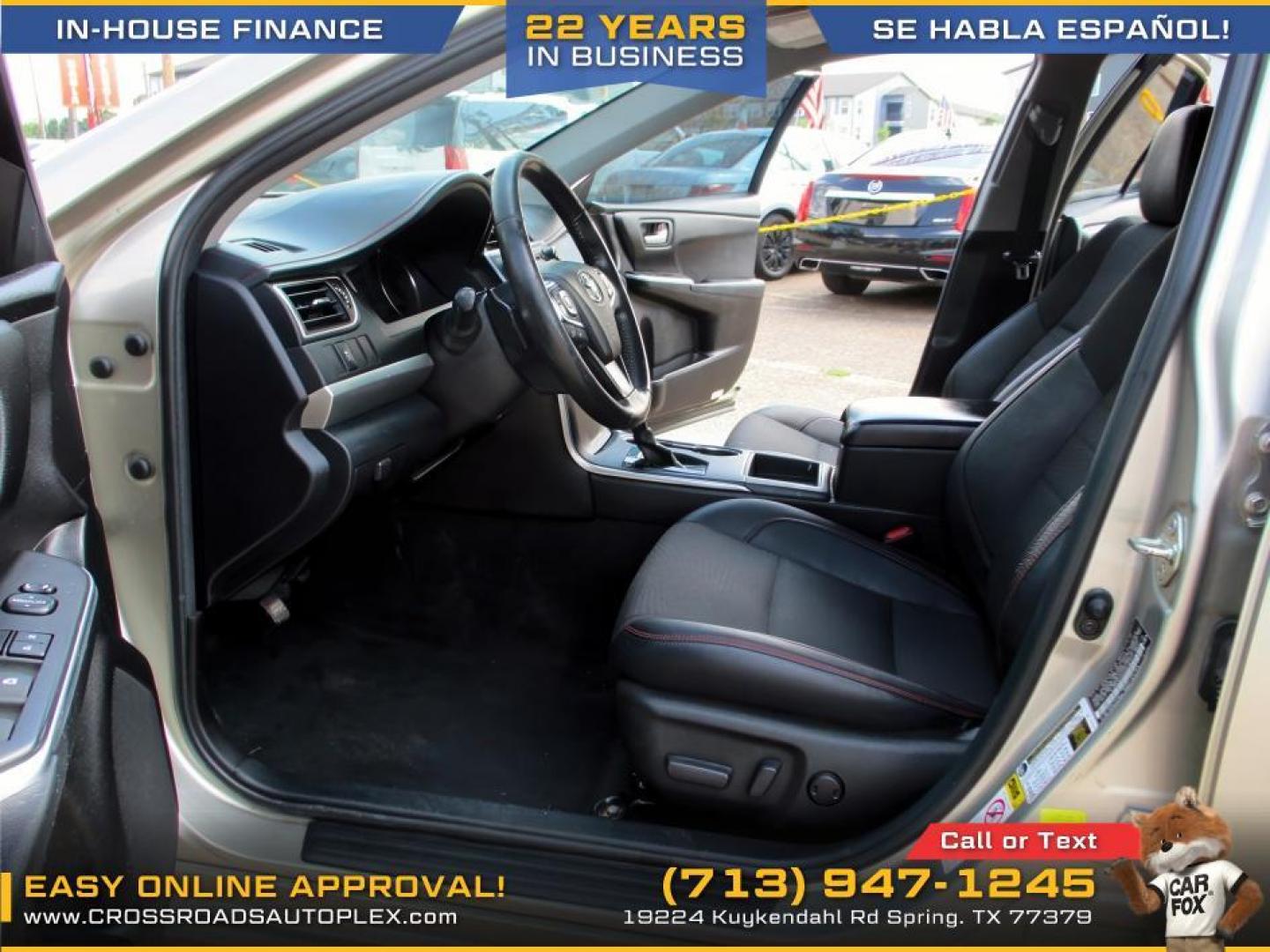 2017 BEIGE /BLACK TOYOTA CAMRY SE (4T1BF1FK3HU) with an 2.5L L4 DOHC 16V engine, 6-SPEED AUTOMATIC transmission, located at 19224 Kuykendahl Rd, Spring, TX, 77379, (713) 947-1245, 30.049259, -95.491402 - CALL US AT 713-947-1245 - Photo#7