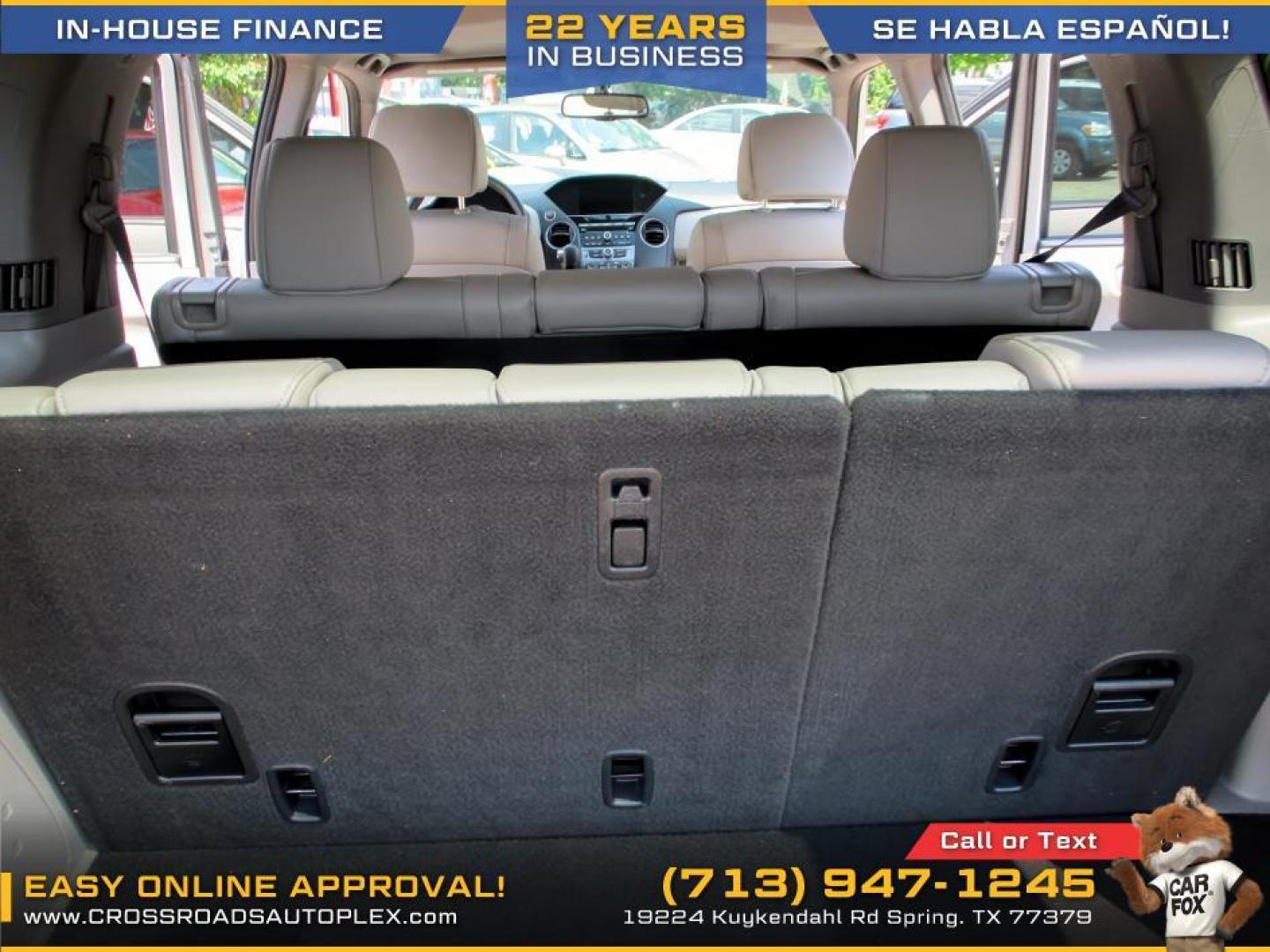 2014 SILVER /BLACK HONDA PILOT EX-L 2WD 5-Spd AT (5FNYF3H52EB) with an 3.5L V6 SOHC 24V engine, 5-SPEED AUTOMATIC transmission, located at 19224 Kuykendahl Rd, Spring, TX, 77379, (713) 947-1245, 30.049259, -95.491402 - CALL US AT 713-947-1245 - Photo#12
