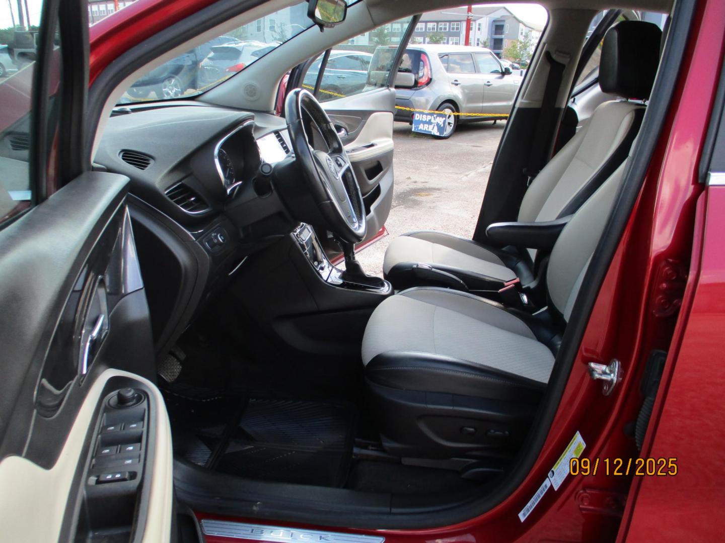 2018 RED /TAN BUICK ENCORE Preferred FWD (KL4CJASB5JB) with an 1.4L L4 DOHC 16V TURBO engine, 6-SPEED AUTOMATIC transmission, located at 19224 Kuykendahl Rd, Spring, TX, 77379, (713) 947-1245, 30.049259, -95.491402 - WE IN HOUSE FINANCE, CALL US AT 713-947-1245 - Photo#7