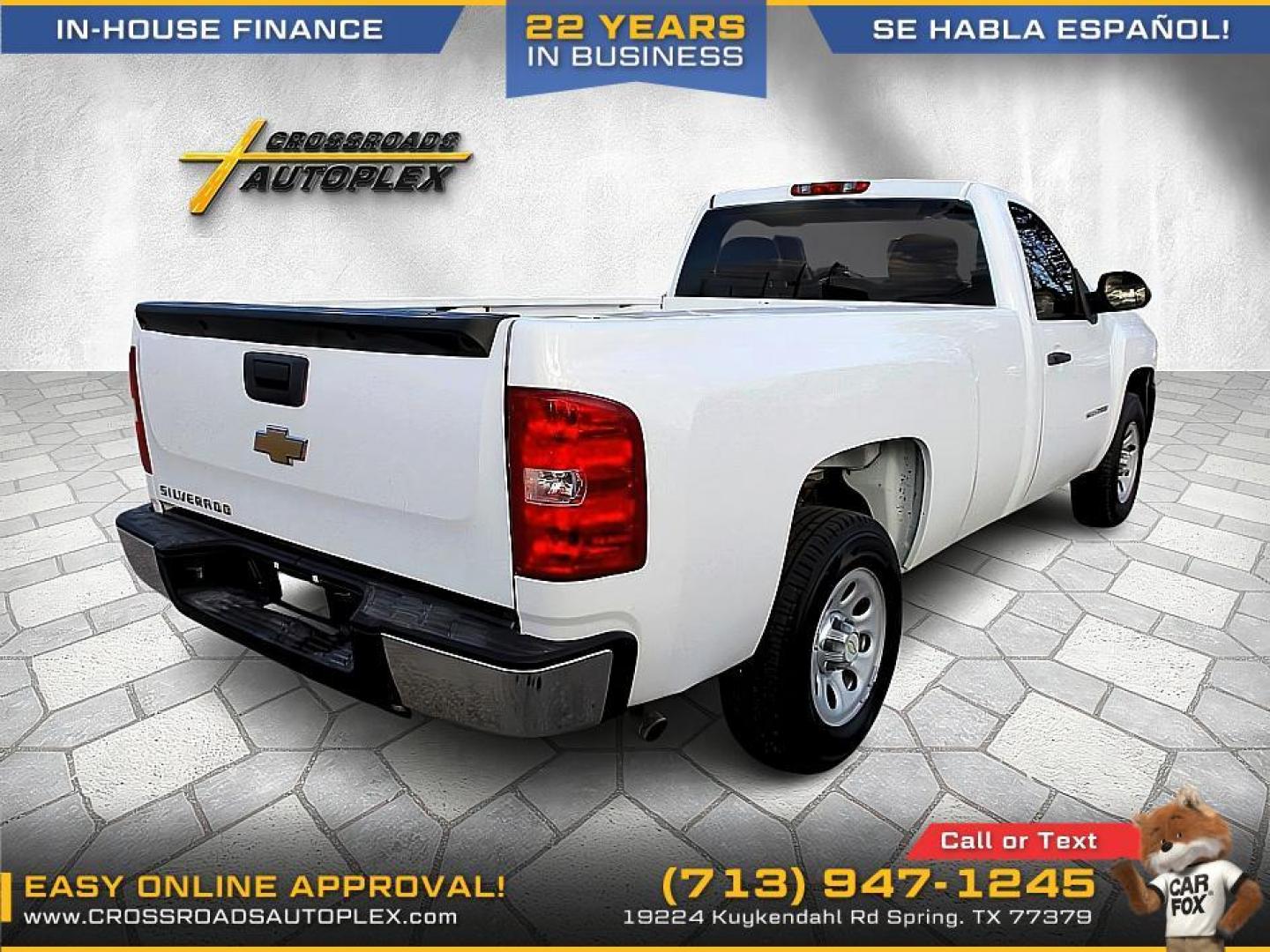 2013 WHITE /GRAY CHEVROLET SILVERADO 1500 Work Truck 2WD (1GCNCPEXXDZ) with an 4.3L V6 OHV 12V engine, 4-SPEED AUTOMATIC OR 6-SPEED AUTOMATIC transmission, located at 19224 Kuykendahl Rd, Spring, TX, 77379, (713) 947-1245, 30.049259, -95.491402 - Photo#4