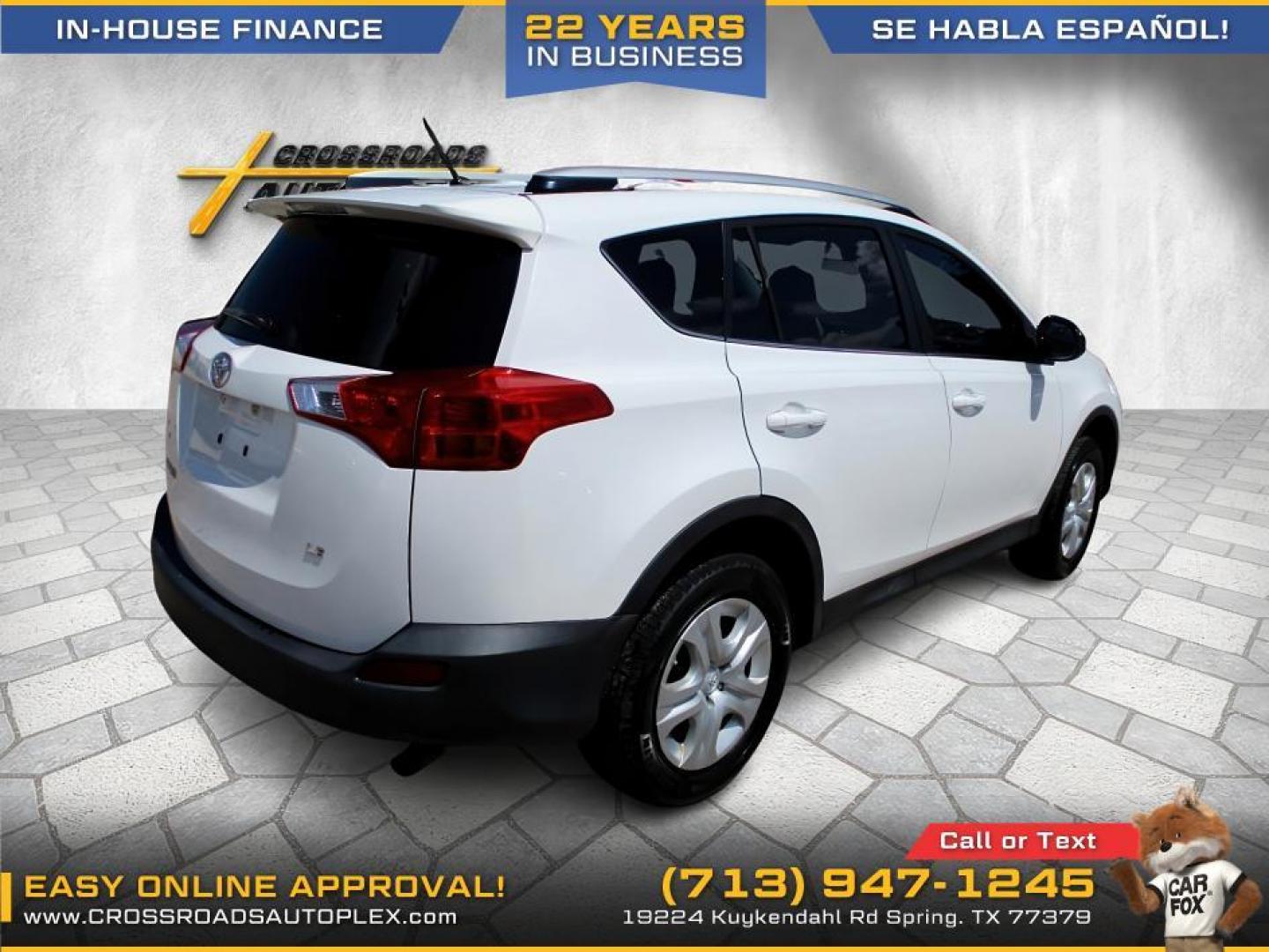 2014 WHITE /GRAY TOYOTA RAV4 LE FWD (JTMZFREV2EJ) with an 2.5L L4 DOHC 16V engine, 6-SPEED AUTOMATIC transmission, located at 19224 Kuykendahl Rd, Spring, TX, 77379, (713) 947-1245, 30.049259, -95.491402 - Photo#4