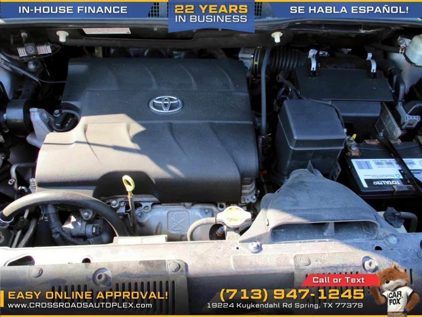 2014 SILVER /GRAY TOYOTA SIENNA LE FWD 8-Passenger V6 (5TDKK3DC5ES) with an 3.5L V6 EFI DOHC 24V engine, 5-SPEED AUTOMATIC transmission, located at 19224 Kuykendahl Rd, Spring, TX, 77379, (713) 947-1245, 30.049259, -95.491402 - Photo#14