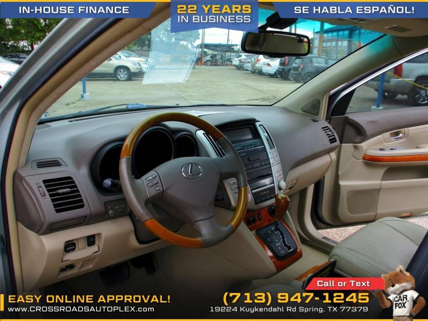 2009 SILVER /GRAY LEXUS RX 350 FWD (2T2GK31U79C) with an 3.5L V6 DOHC 24V engine, 5-SPEED AUTOMATIC transmission, located at 19224 Kuykendahl Rd, Spring, TX, 77379, (713) 947-1245, 30.049259, -95.491402 - This is one well kept unit. It has a robust 3.5-liter V6 engine generates a pine-blurring 270 horsepower. This ingenious system continually monitors engine speed and load, adjusting the intake and exhaust to ensure the maximum level of power is available at any given time. With nearly 141 cubic feet - Photo#8