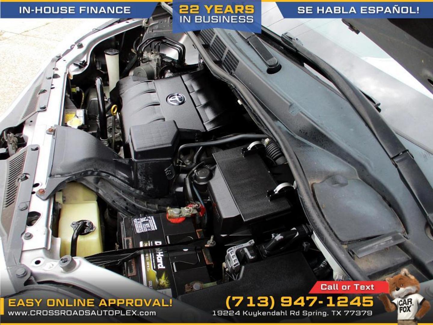 2011 SILVER /GRAY TOYOTA SIENNA XLE AWD 7-Pass V6 (5TDDK3DC4BS) with an 3.5L V6 EFI DOHC 24V engine, 5-SPEED AUTOMATIC transmission, located at 19224 Kuykendahl Rd, Spring, TX, 77379, (713) 947-1245, 30.049259, -95.491402 - Photo#16