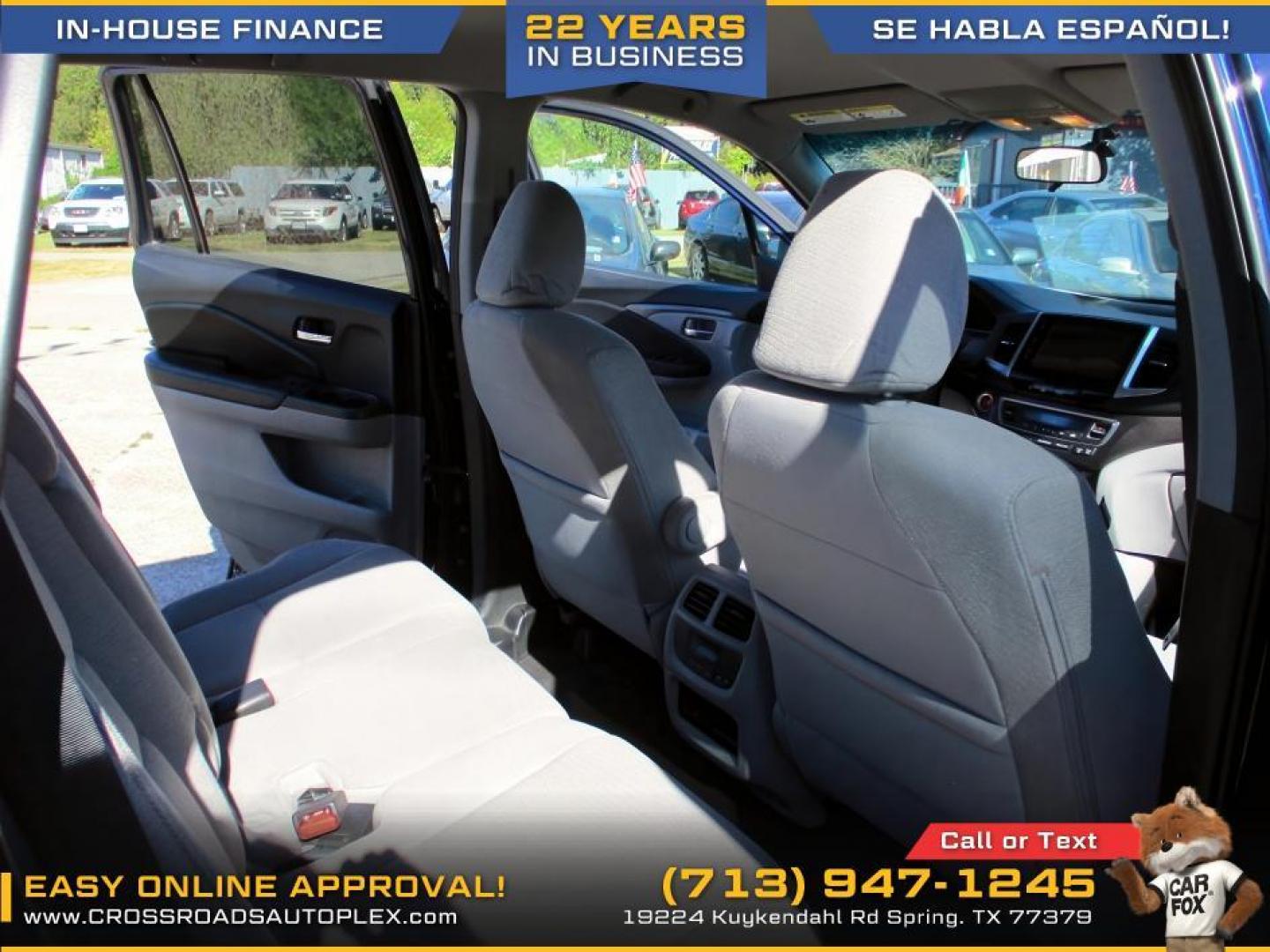 2017 BLUE /GRAY HONDA PILOT EX 2WD (5FNYF5H37HB) with an 3.5L V6 SOHC 24V engine, 6-SPEED AUTOMATIC transmission, located at 19224 Kuykendahl Rd, Spring, TX, 77379, (713) 947-1245, 30.049259, -95.491402 - Photo#12